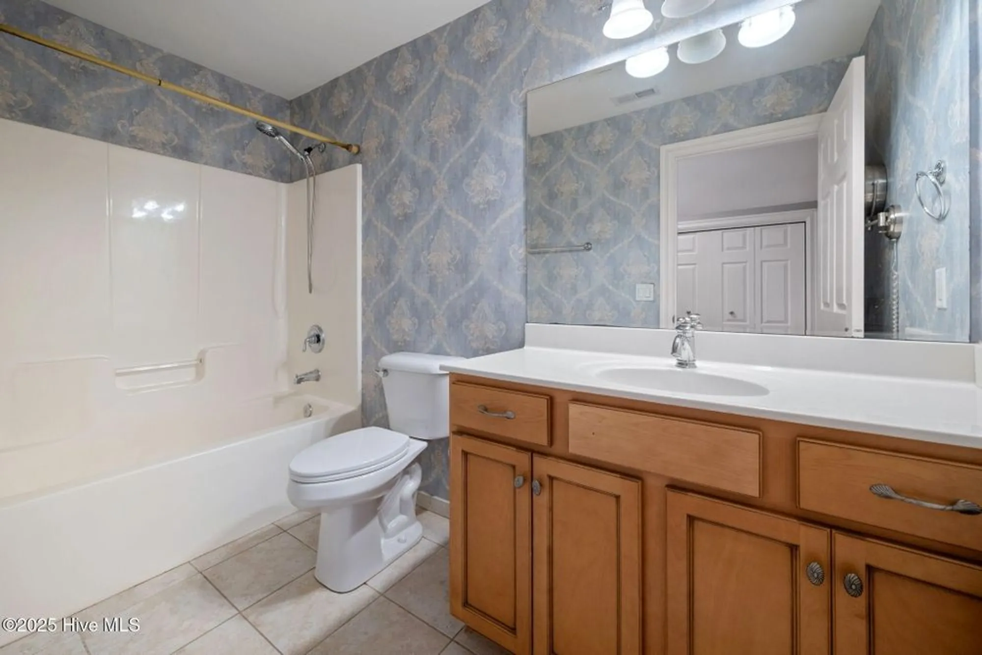 Property Slideshow image 46 of 63 | 1127 walbury ct, Leland, NC, 28451