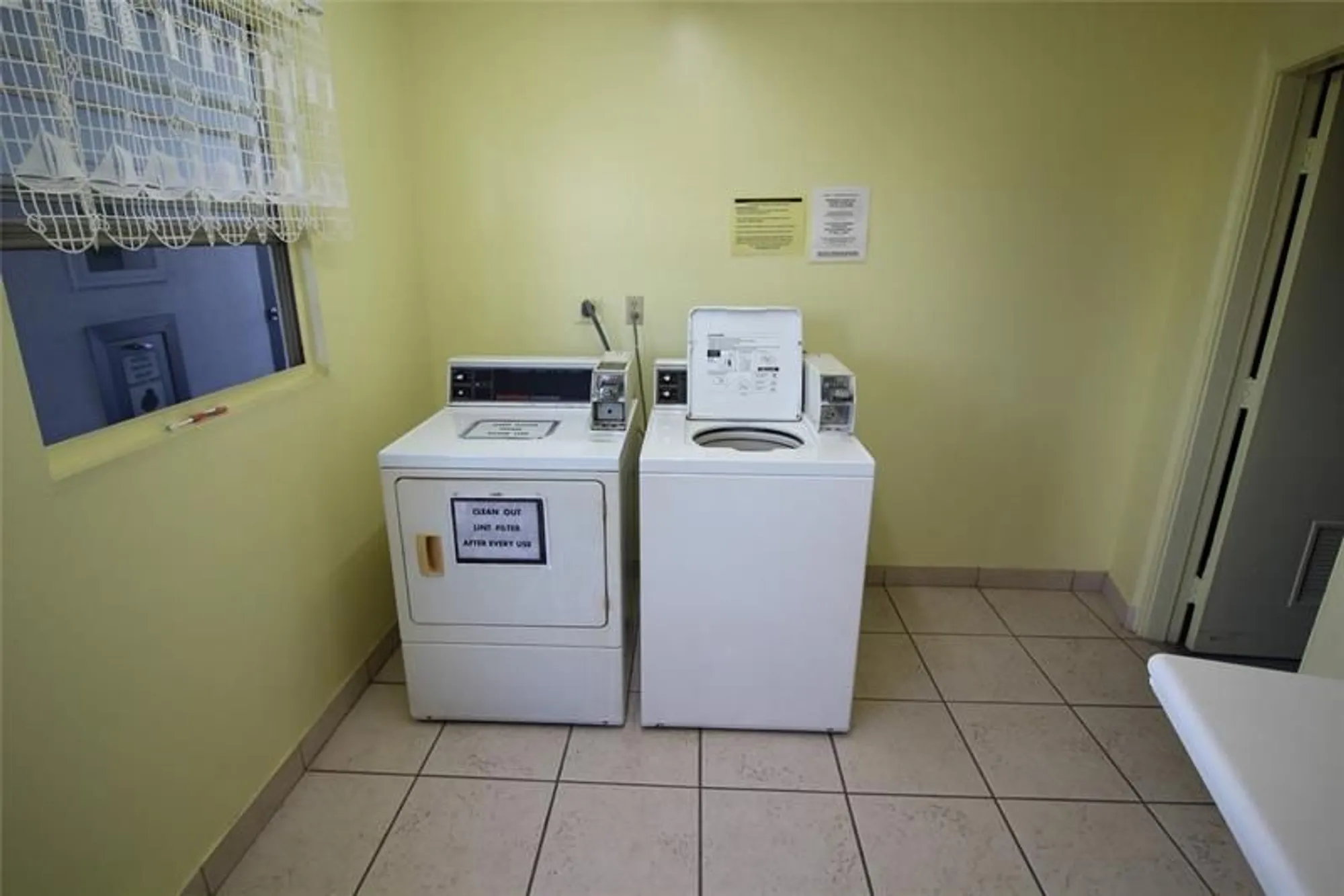 Property Slideshow image 11 of 12 | 4010 harwood c # 4010, Deerfield Beach, FL, 33442