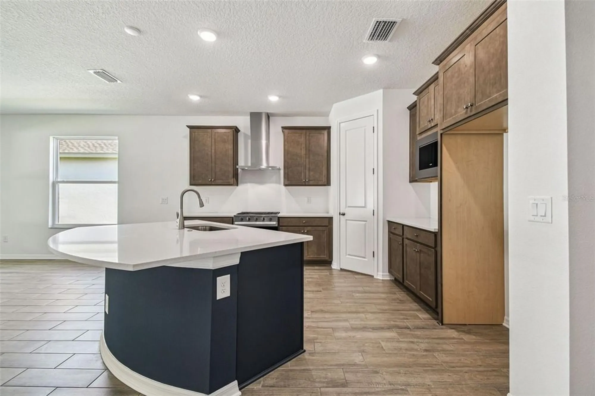 Property Slideshow image 12 of 71 | 19669 fort king run, Brooksville, FL, 34601