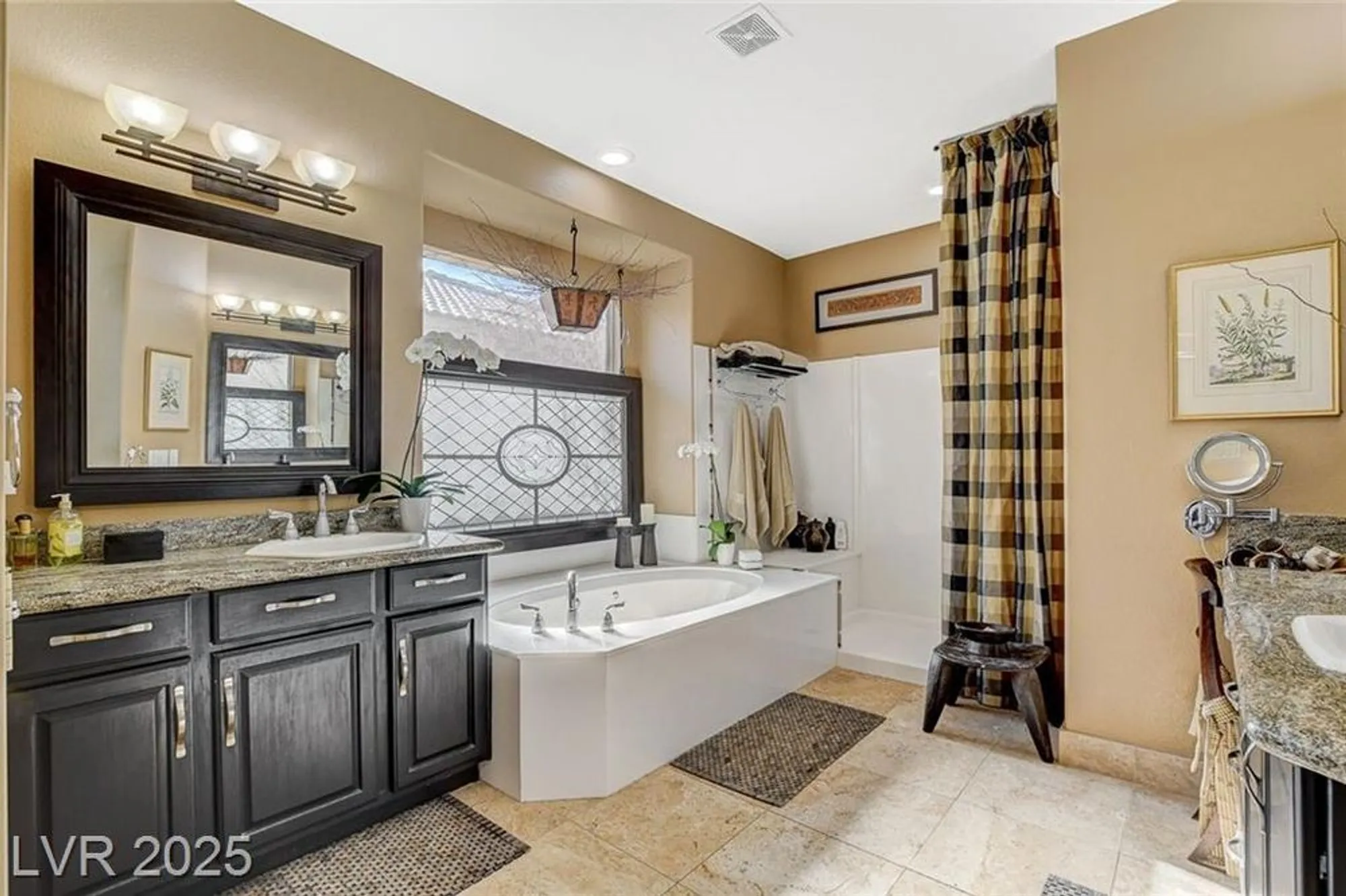 Property Slideshow image 29 of 56 | 5152 vincitor st, Las Vegas, NV, 89135