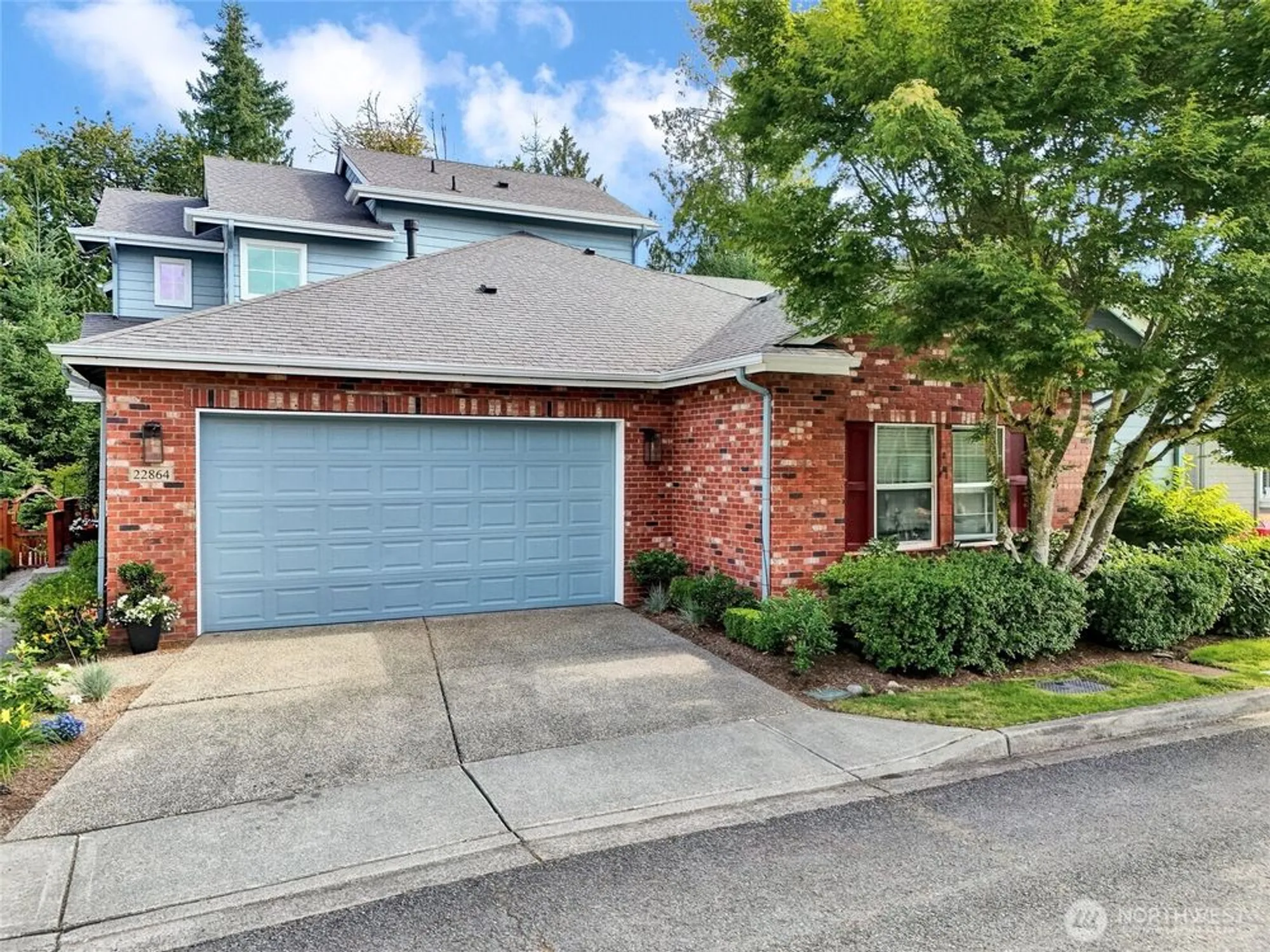 Property Slideshow image 1 of 25 | 22864 ne 130th st, Redmond, WA, 98053
