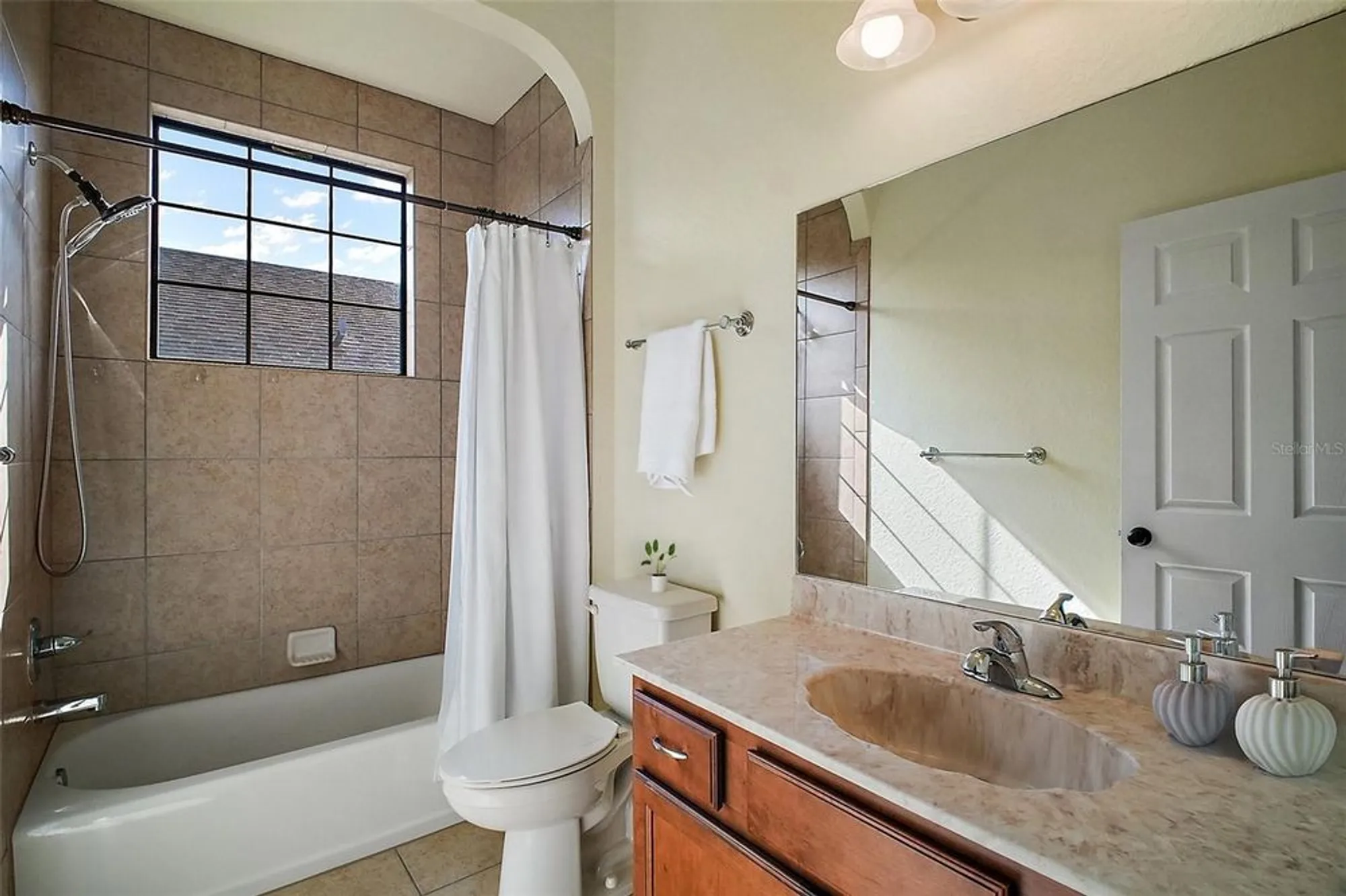 Property Slideshow image 16 of 25 | 11041 se 169th pl, Summerfield, FL, 34491
