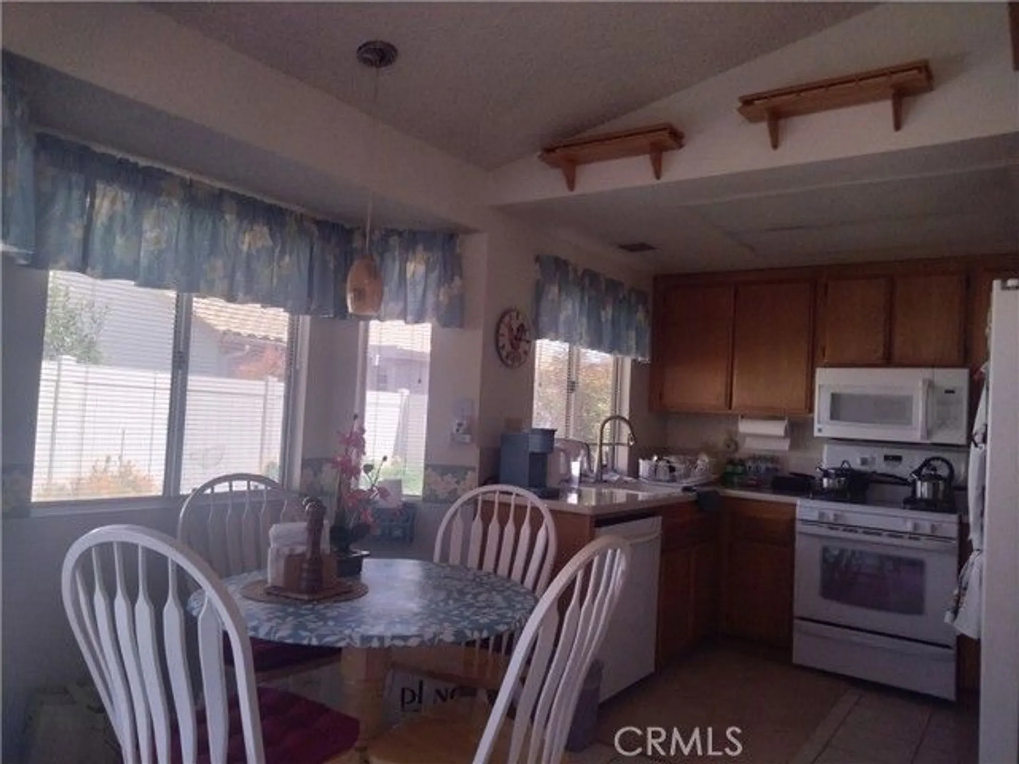 Property Slideshow image 6 of 14 | 6353 colonial ave, Banning, CA, 92220