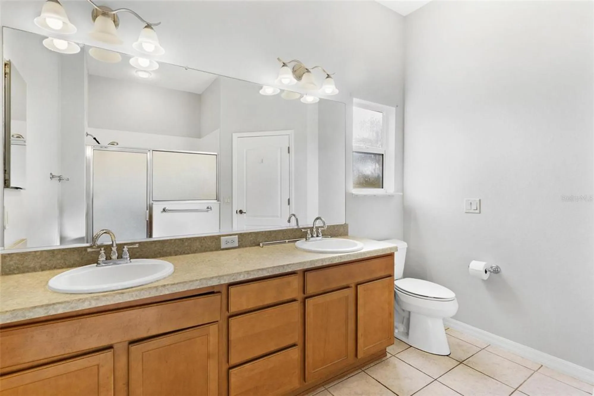 Property Slideshow image 20 of 44 | 471 gaskin ln, The Villages, FL, 32162
