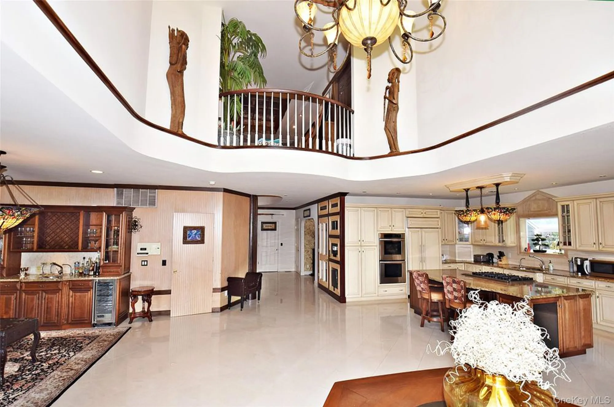 Property Slideshow image 11 of 26 | 259 altessa blvd, Melville, NY, 11747