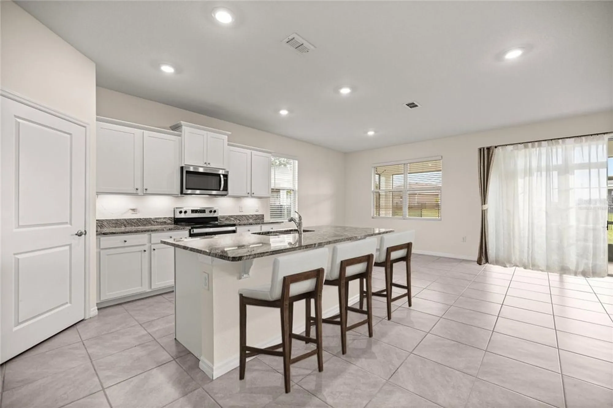 Property Slideshow image 5 of 49 | 4701 nw 51st terrace rd, Ocala, FL, 34482