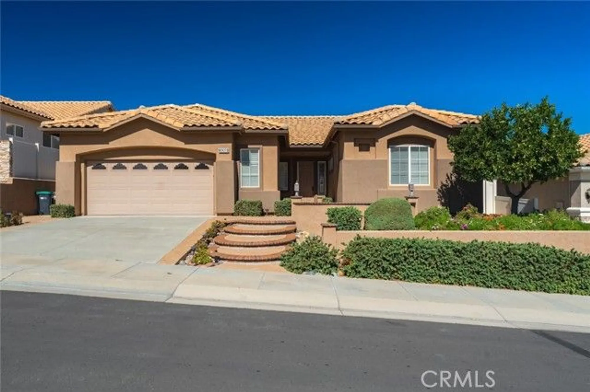 Property Slideshow image 3 of 69 | 5098 singing hills dr, Banning, CA, 92220