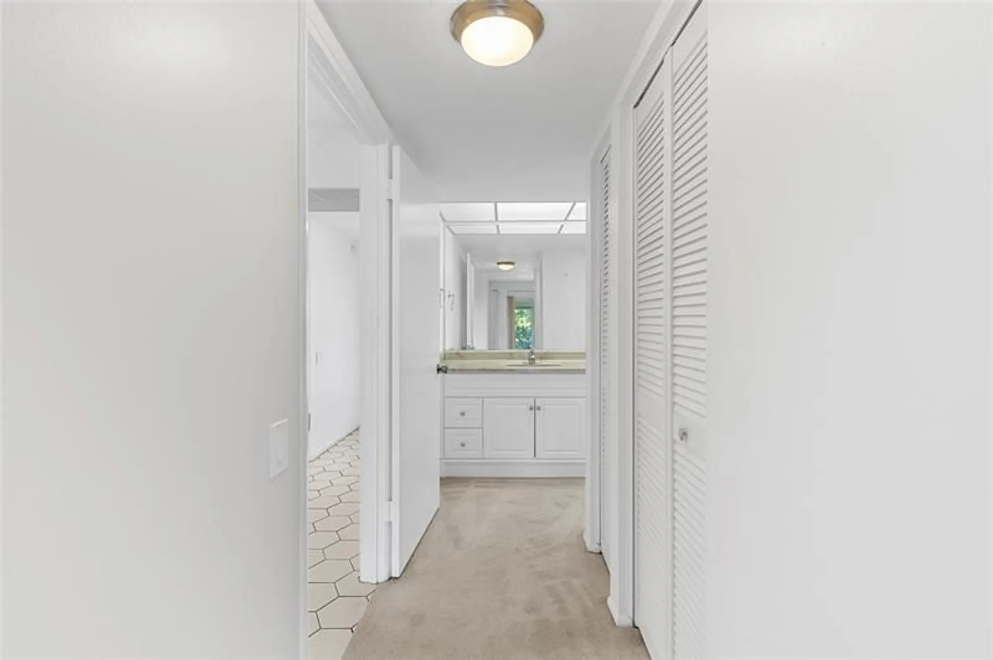 Property Slideshow image 15 of 31 | 2701 nassau bnd d2, Coconut Creek, FL, 33066