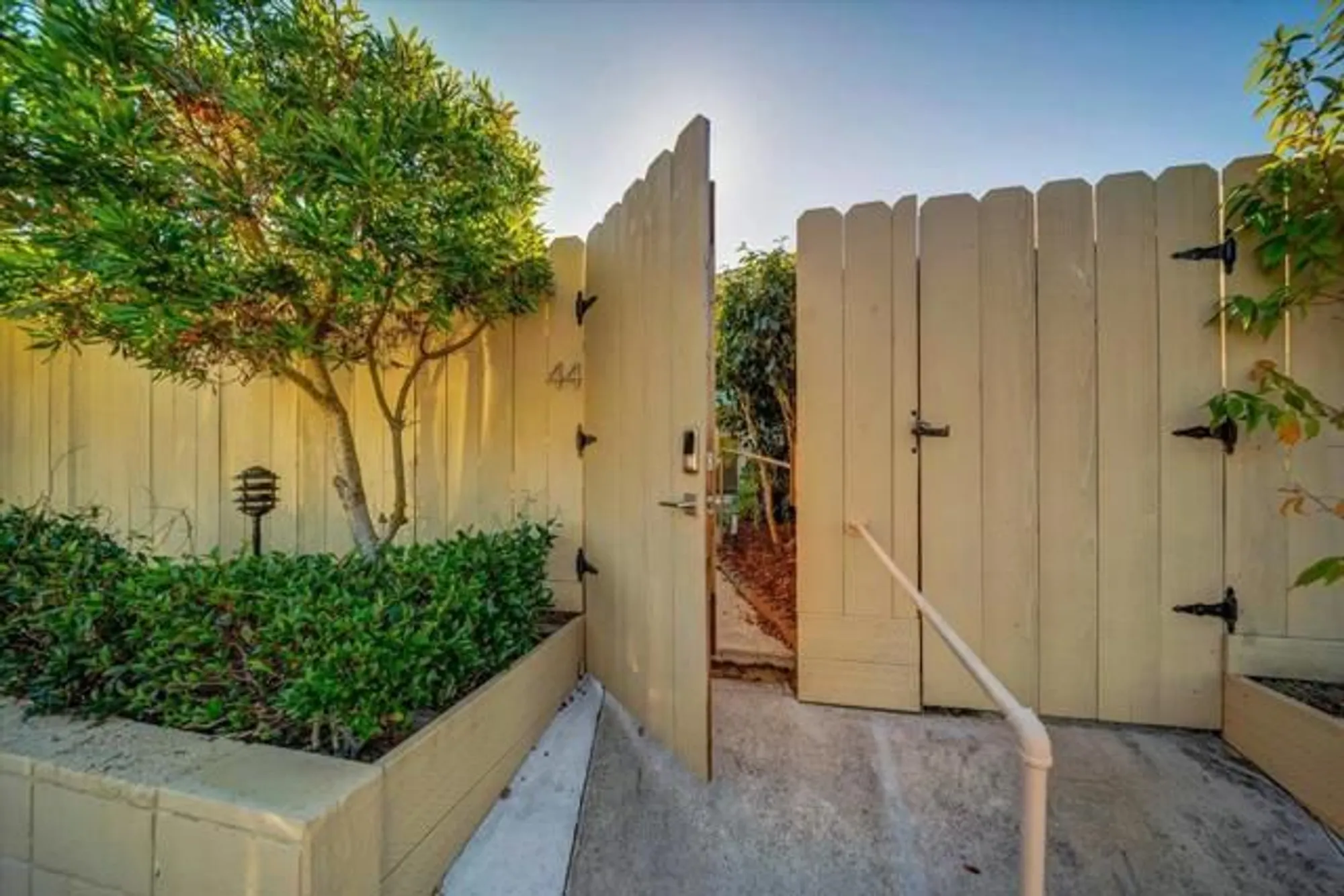 Property Slideshow image 30 of 32 | 44 hacienda carmel, Carmel, CA, 93923