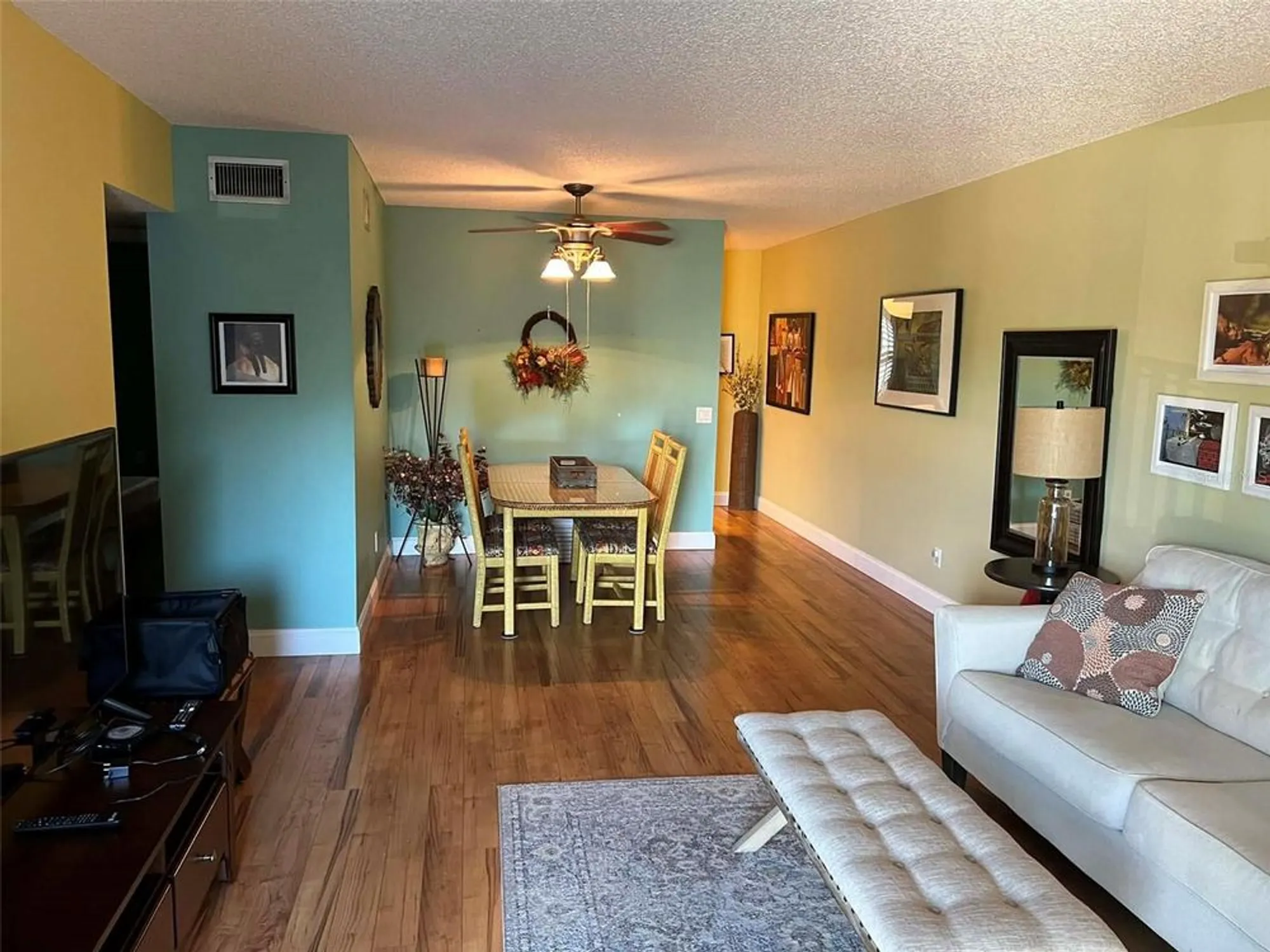 Property Slideshow image 7 of 22 | 2441 persian dr 51, Clearwater, FL, 33763