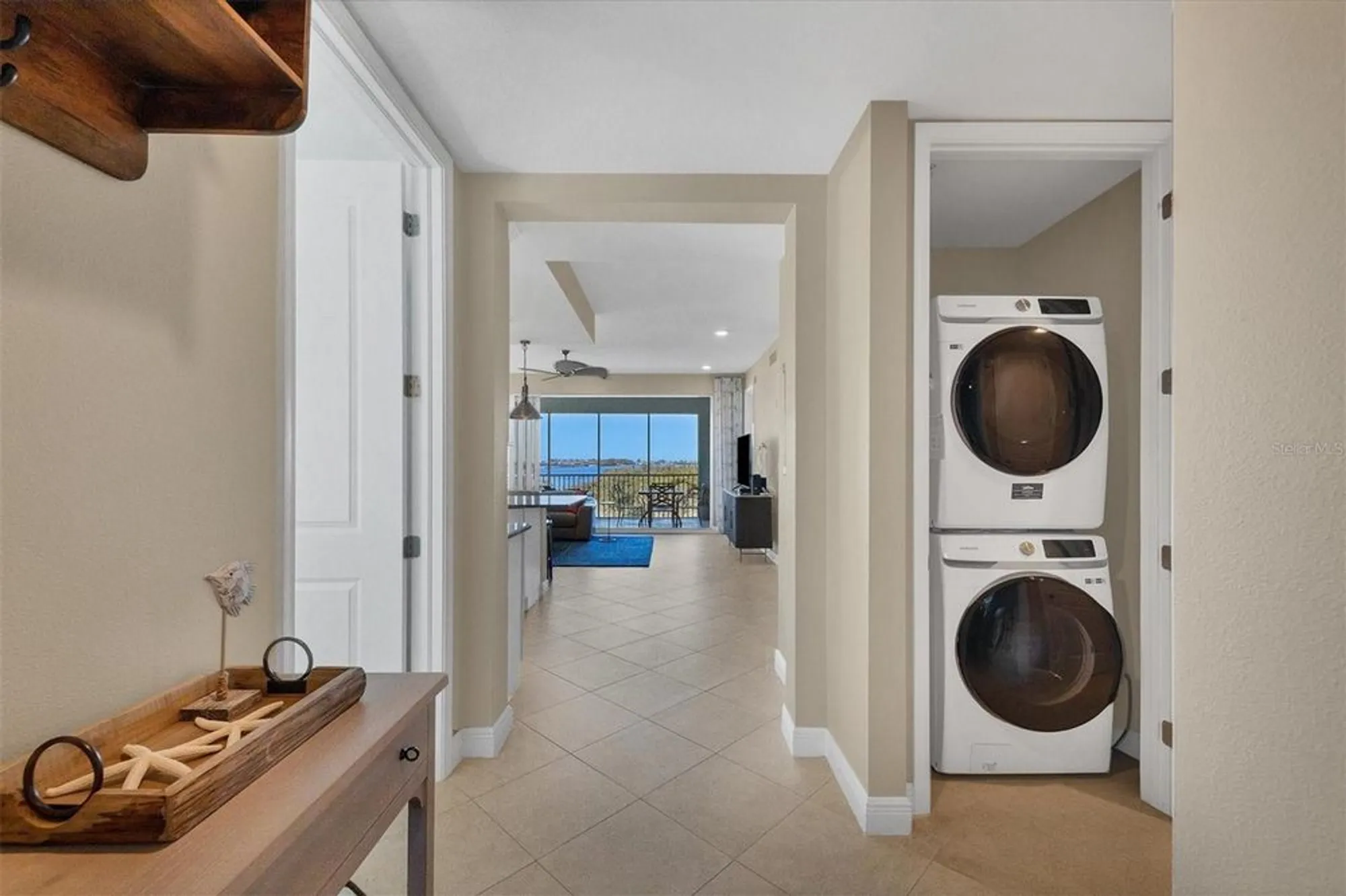 Property Slideshow image 23 of 61 | 396 aruba cir unit 302, Bradenton, FL, 34209