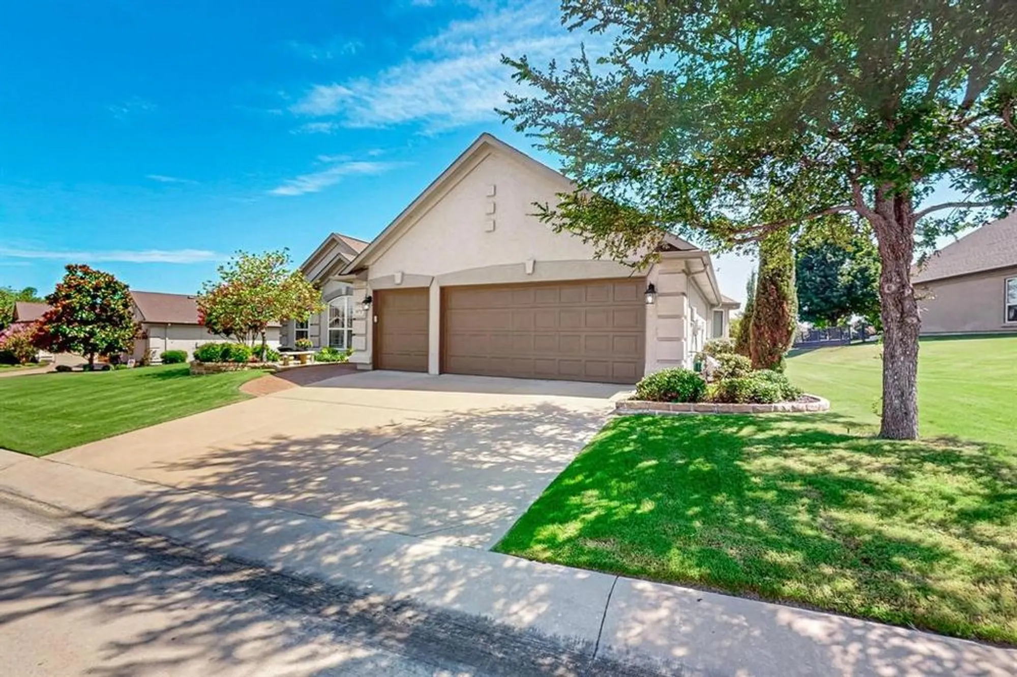 Property Slideshow image 4 of 39 | 8717 sarasota, Denton, TX, 76207