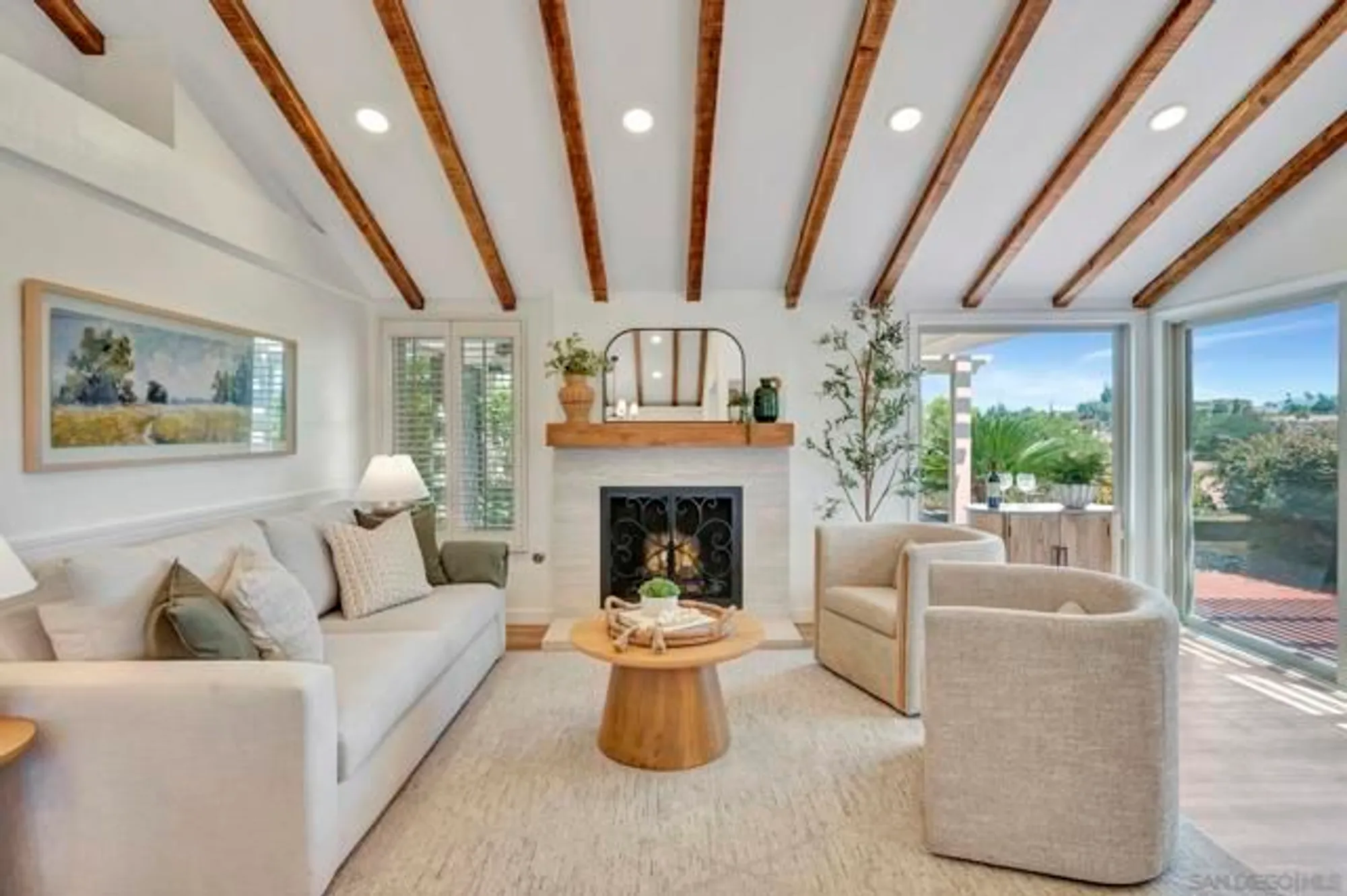 Property Slideshow image 9 of 49 | 12880 circulo dardo, San Diego, CA, 92128