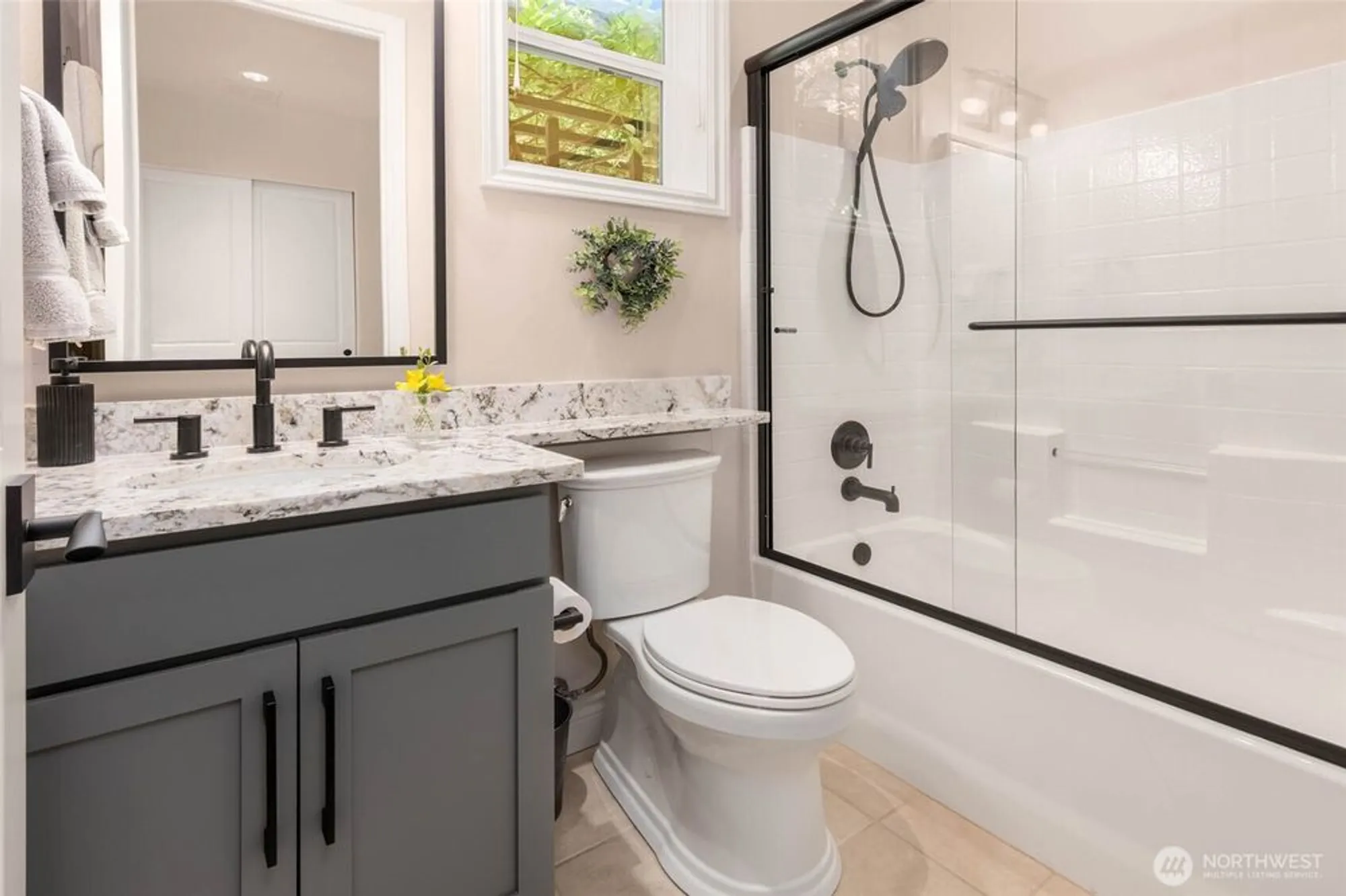 Property Slideshow image 21 of 38 | 12438 243rd pl, Redmond, WA, 98053