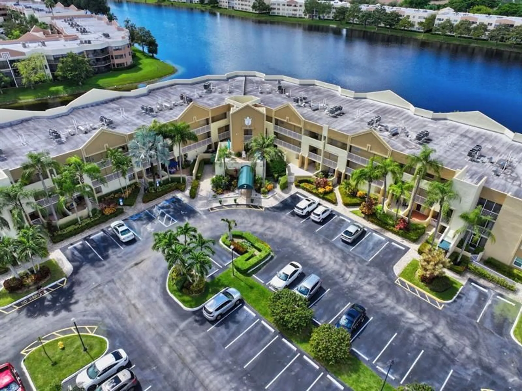 Property Slideshow image 43 of 49 | 7361 granville dr 303, Tamarac, FL, 33321