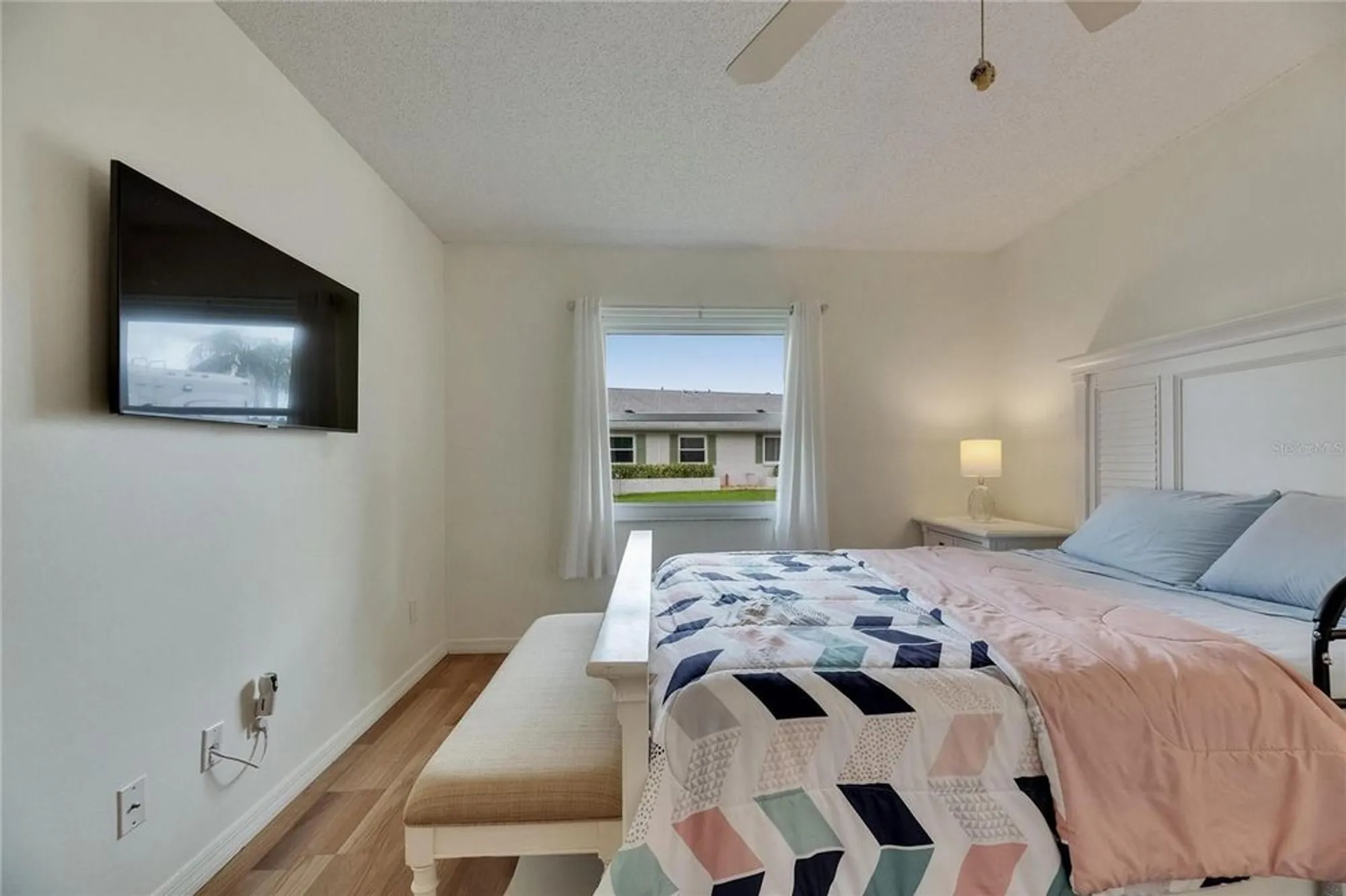 Property Slideshow image 19 of 41 | 123 glendower cir # 123, Sun City Center, FL, 33573