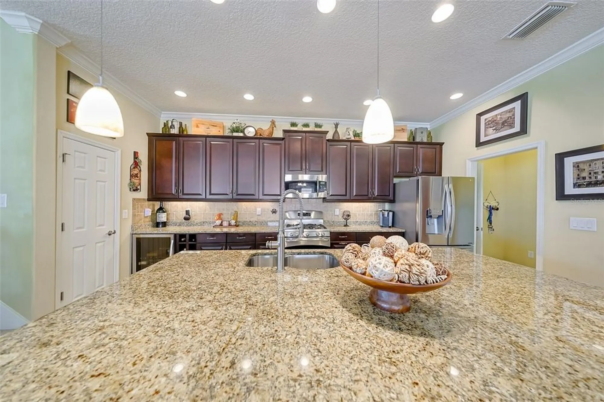 Property Slideshow image 21 of 74 | 613 manns harbor dr, Apollo Beach, FL, 33572