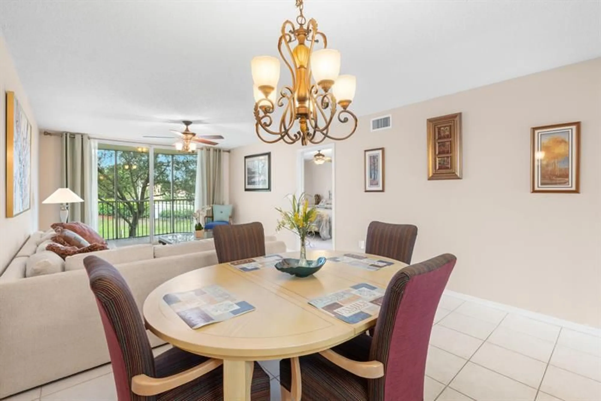 Property Slideshow image 11 of 24 | 7763 southampton ter 215, Tamarac, FL, 33321