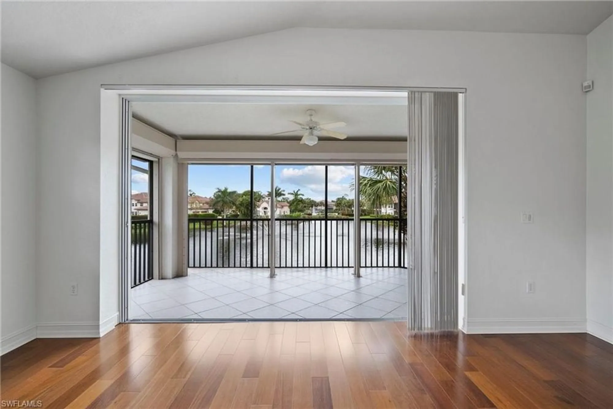 Property Slideshow image 18 of 36 | 8196 saratoga dr 503, Naples, FL, 34113