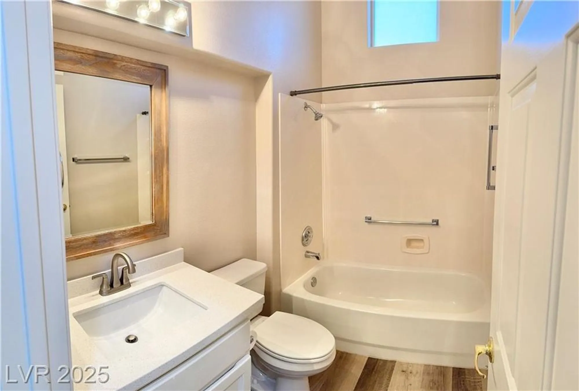 Property Slideshow image 44 of 98 | 10316 bent brook pl, Las Vegas, NV, 89134
