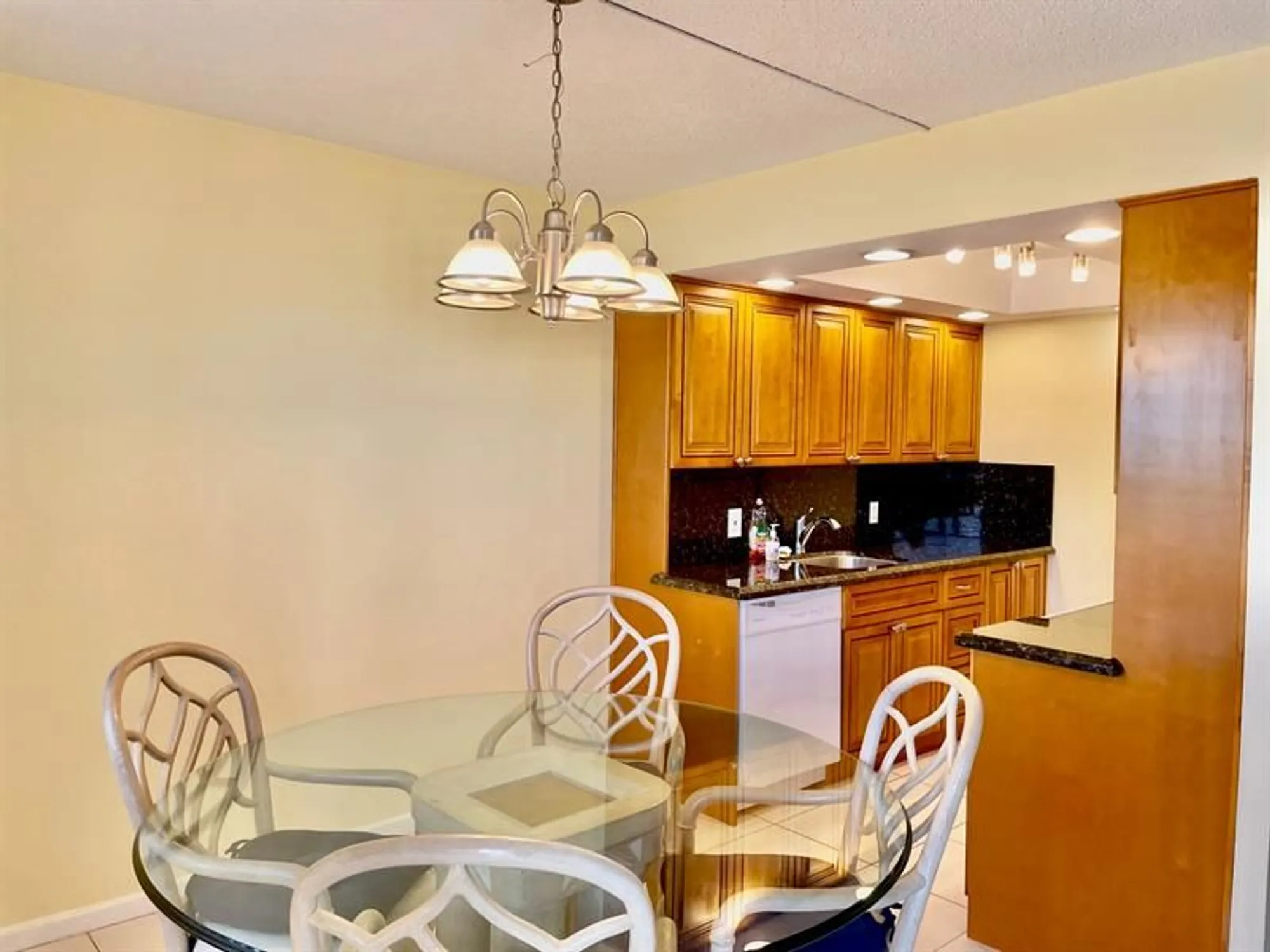 Property Slideshow image 6 of 17 | 1058 exeter d # 1058, Boca Raton, FL, 33434