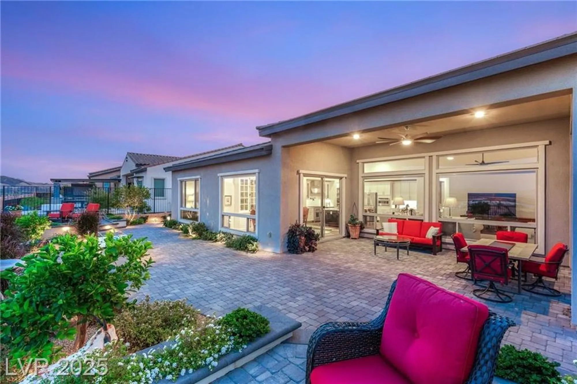 Property Slideshow image 53 of 74 | 156 stone mesa ct, Henderson, NV, 89011