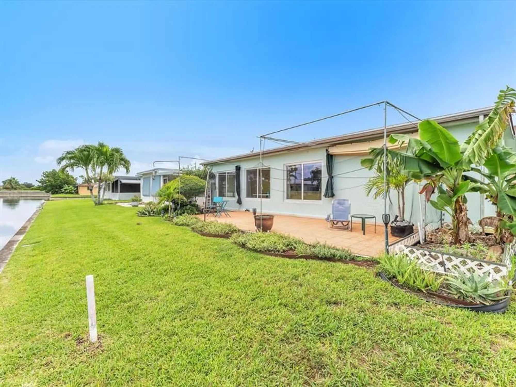 Property Slideshow image 21 of 25 | 4623 nw 46th st, Tamarac, FL, 33319