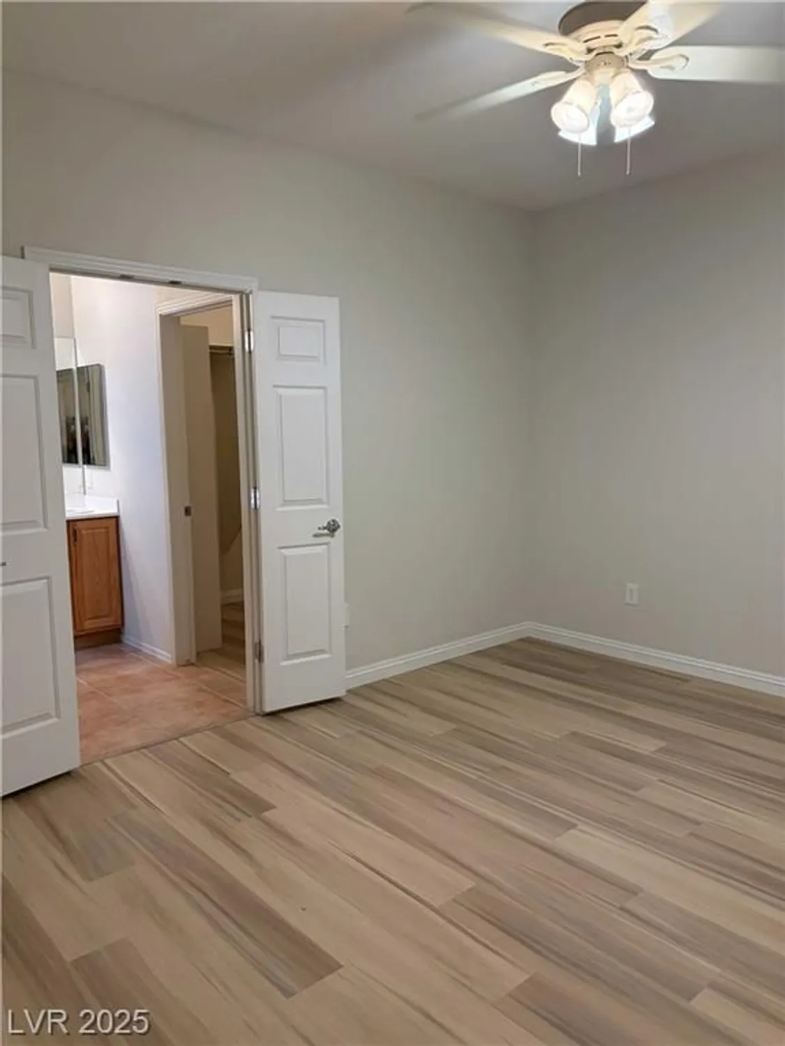 Property Slideshow image 17 of 51 | 2484 galaxy cluster st, Henderson, NV, 89044