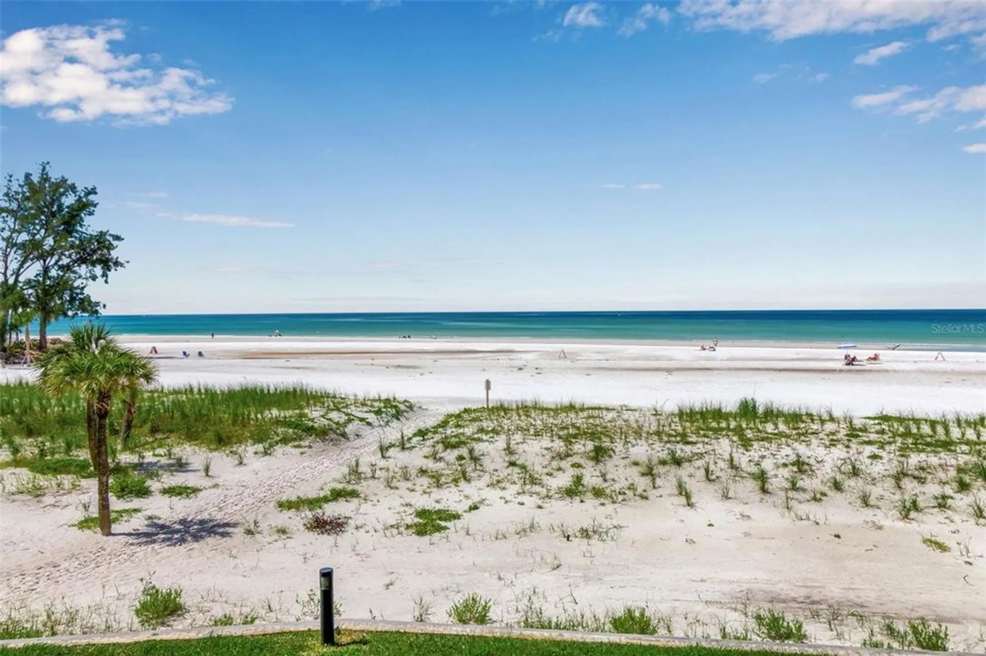 Property Slideshow image 9 of 29 | 19 whispering sands dr 203, Sarasota, FL, 34242