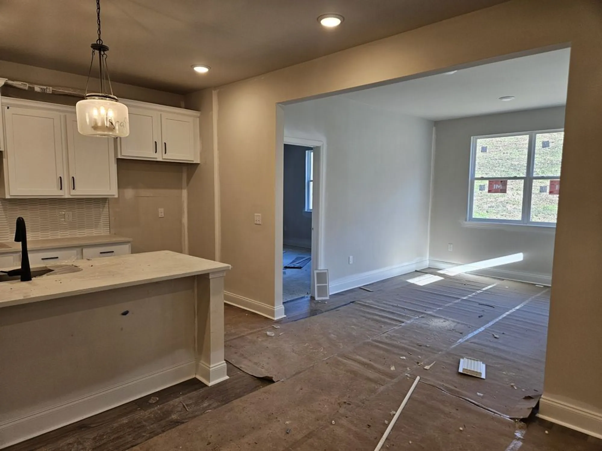 Property Slideshow image 18 of 34 | 356 stonehaus cir, Antioch, TN, 37013