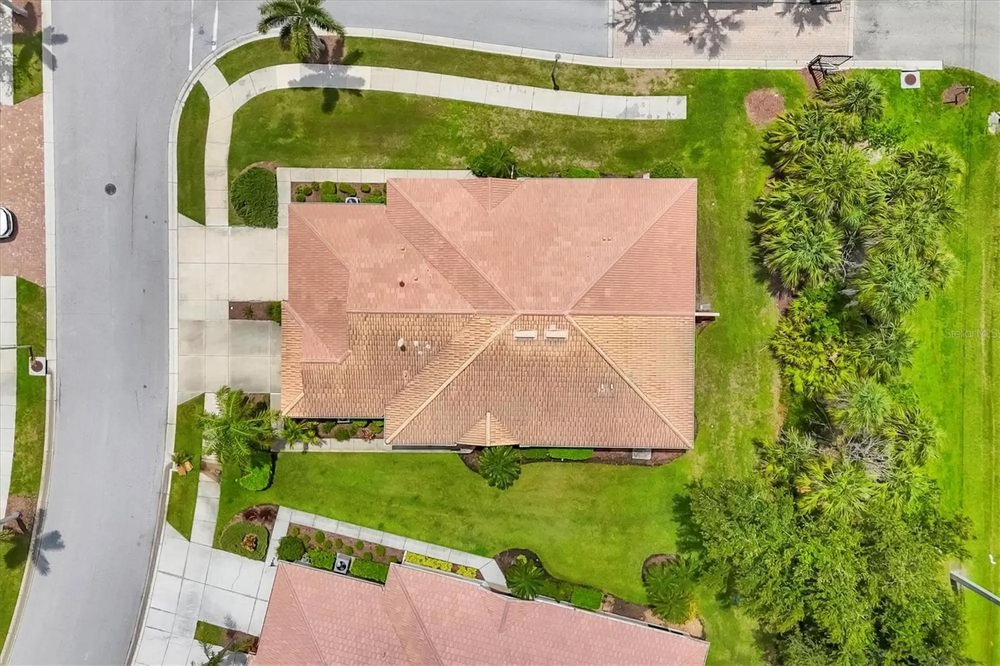 Property Slideshow image 31 of 68 | 4841 whispering oaks dr, North Port, FL, 34287