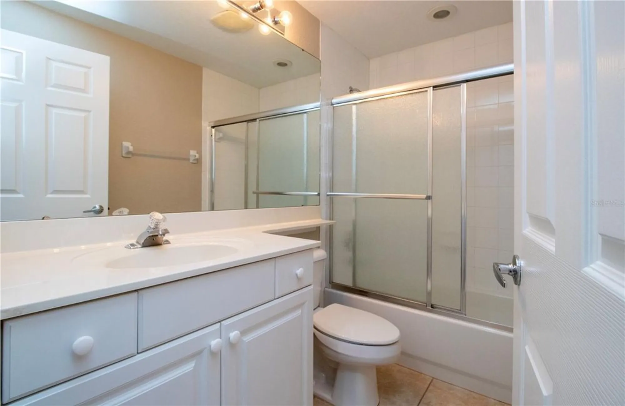 Property Slideshow image 29 of 37 | 7139 cedar hollow cir # 101, Bradenton, FL, 34203