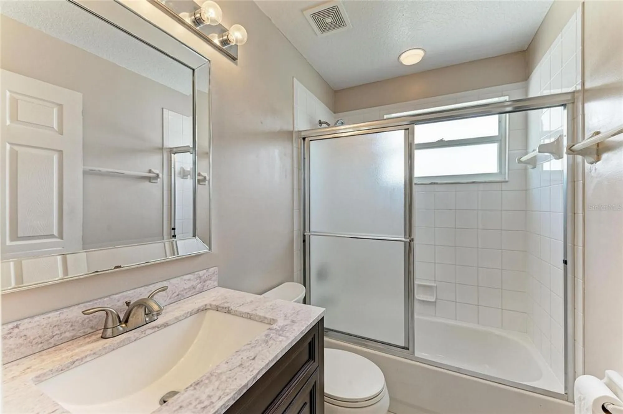 Property Slideshow image 31 of 51 | 6618 pineview ter # 6618, Bradenton, FL, 34203