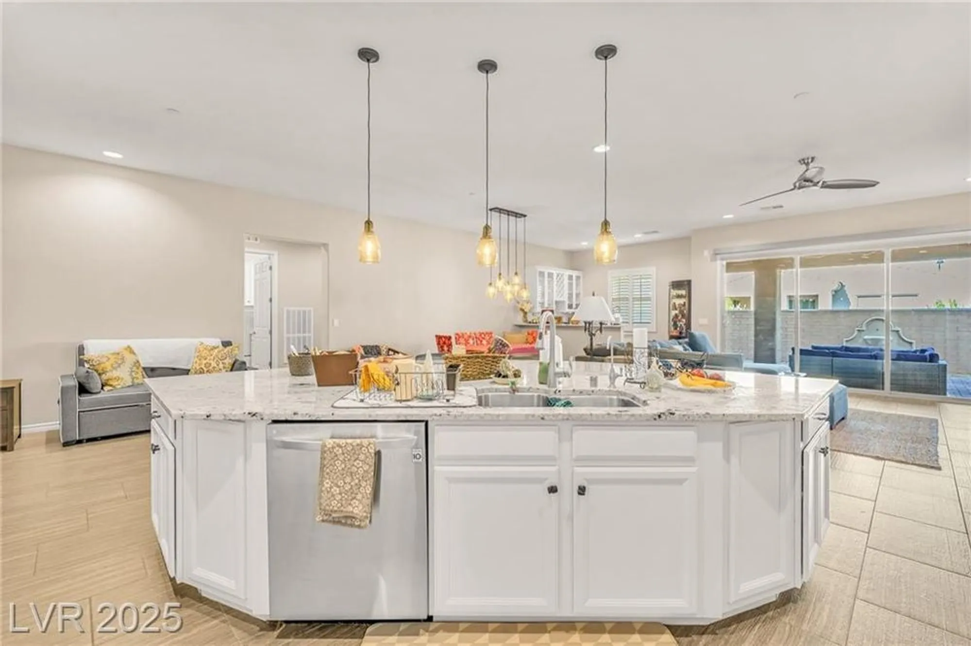 Property Slideshow image 9 of 49 | 755 merry maple st, Henderson, NV, 89011