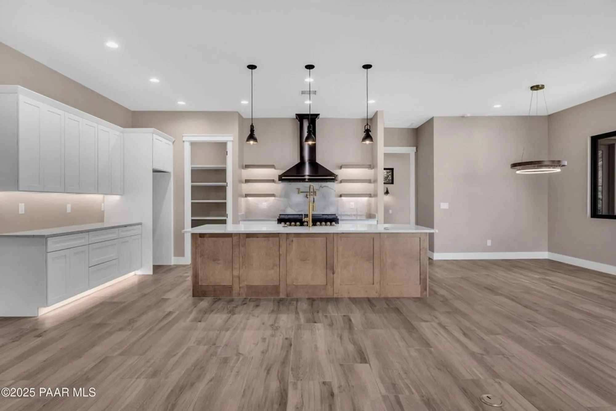 Property Slideshow image 14 of 60 | 4701 sharp shooter way, Prescott, AZ, 86301