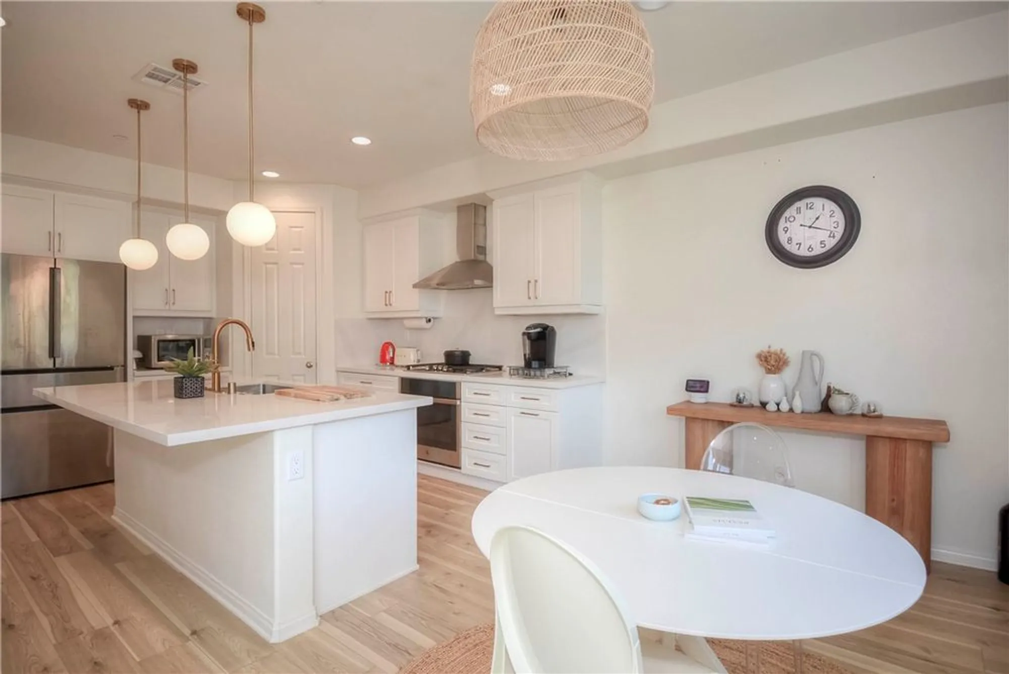 Property Slideshow image 21 of 45 | 24218 hillcrest dr, Corona, CA, 92883