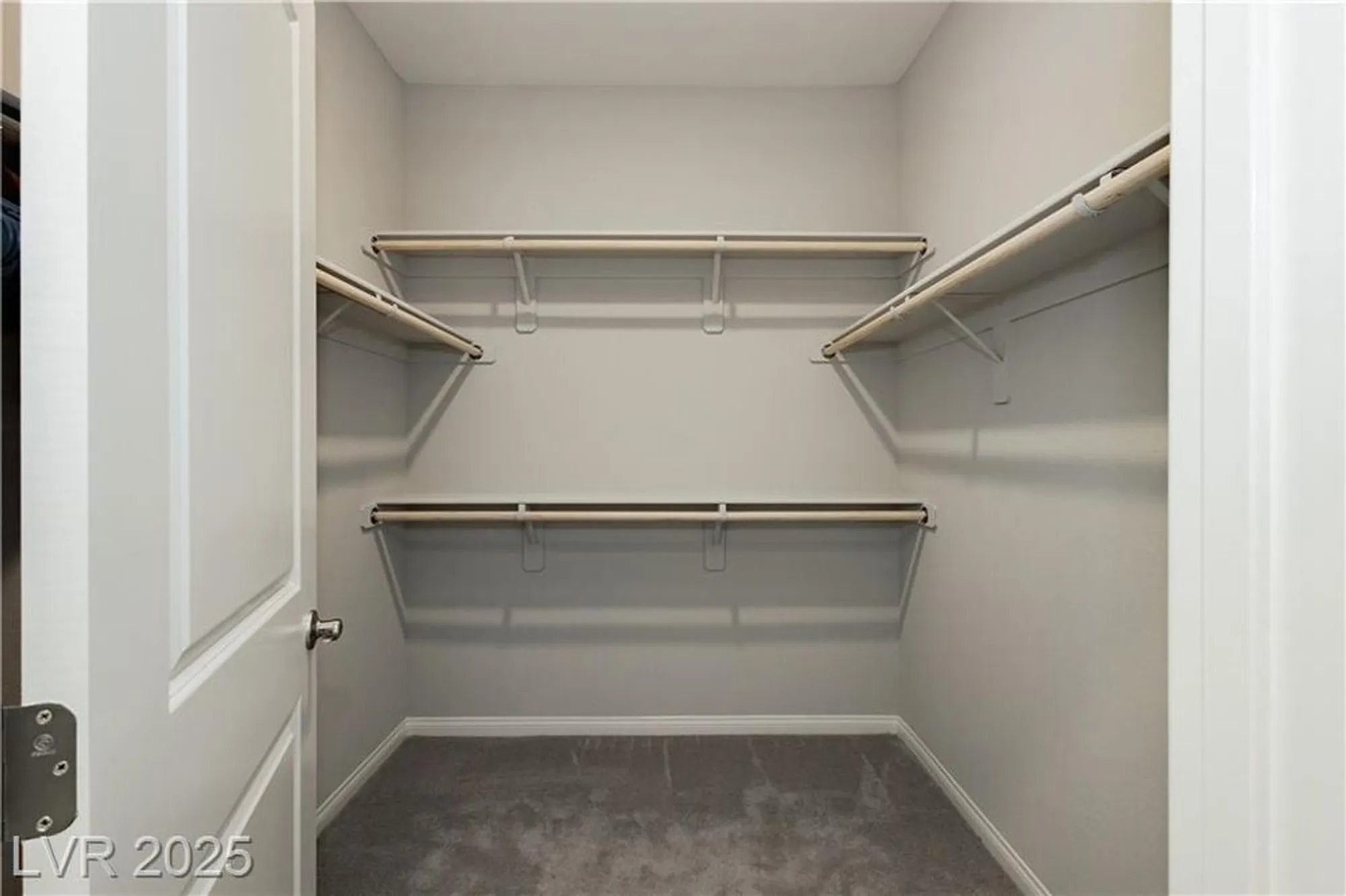 Property Slideshow image 15 of 47 | 7511 phoenix falls st, North Las Vegas, NV, 89084