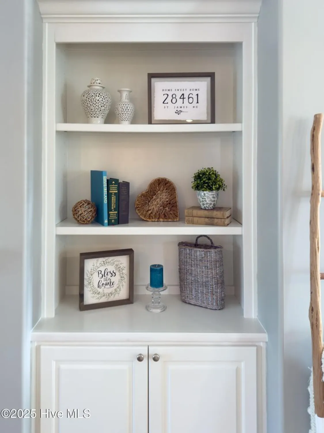 Property Slideshow image 11 of 92 | 3073 beachcomber dr, Southport, NC, 28461