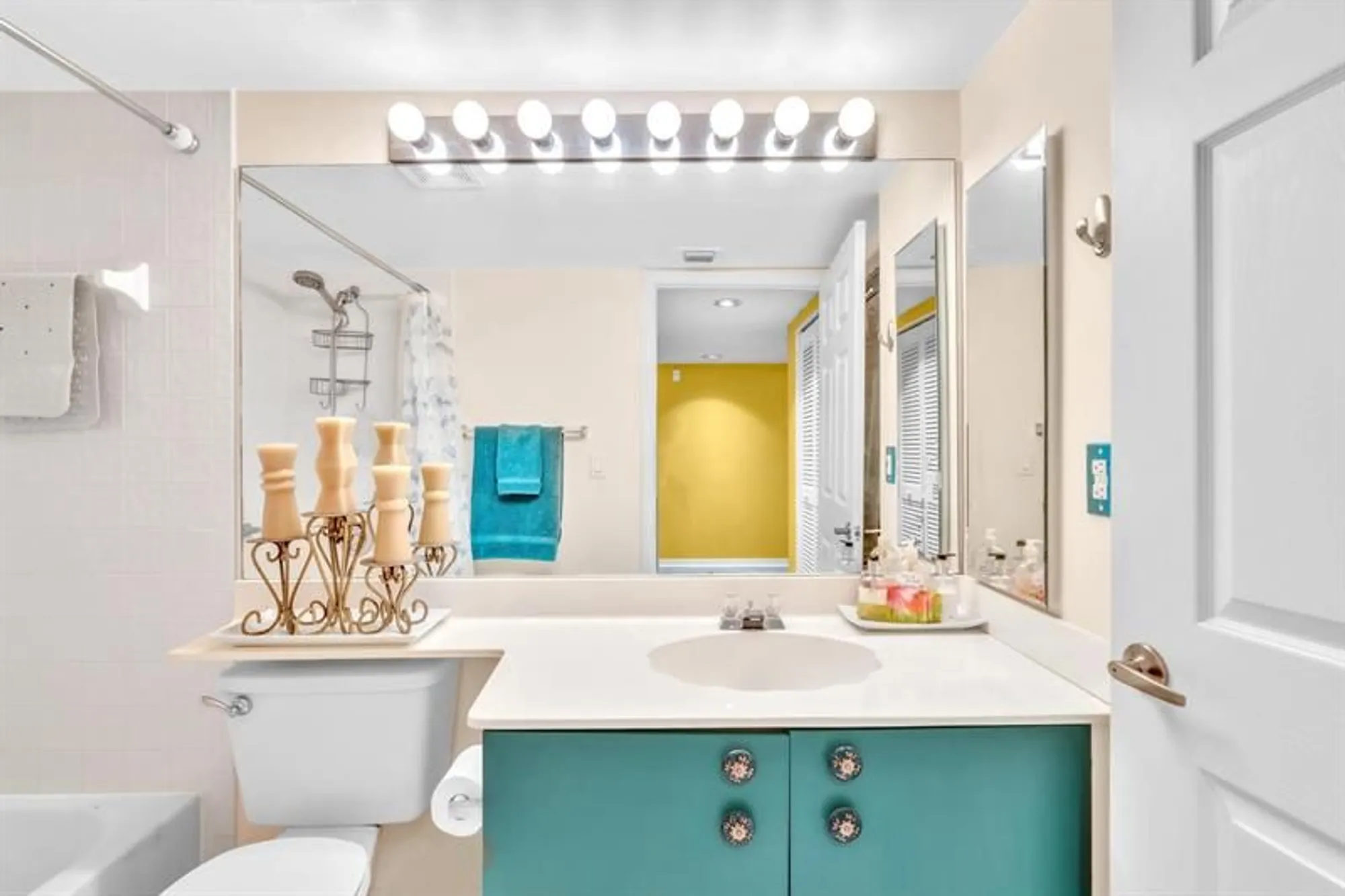 Property Slideshow image 30 of 65 | 9587 weldon cir b211, Tamarac, FL, 33321