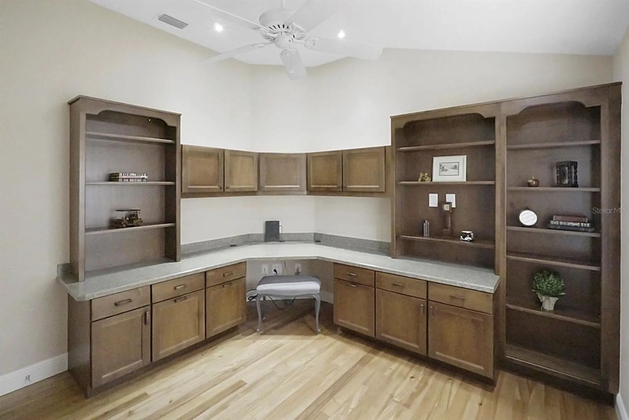 Property Slideshow image 8 of 54 | 415 kilmer way, The Villages, FL, 32162