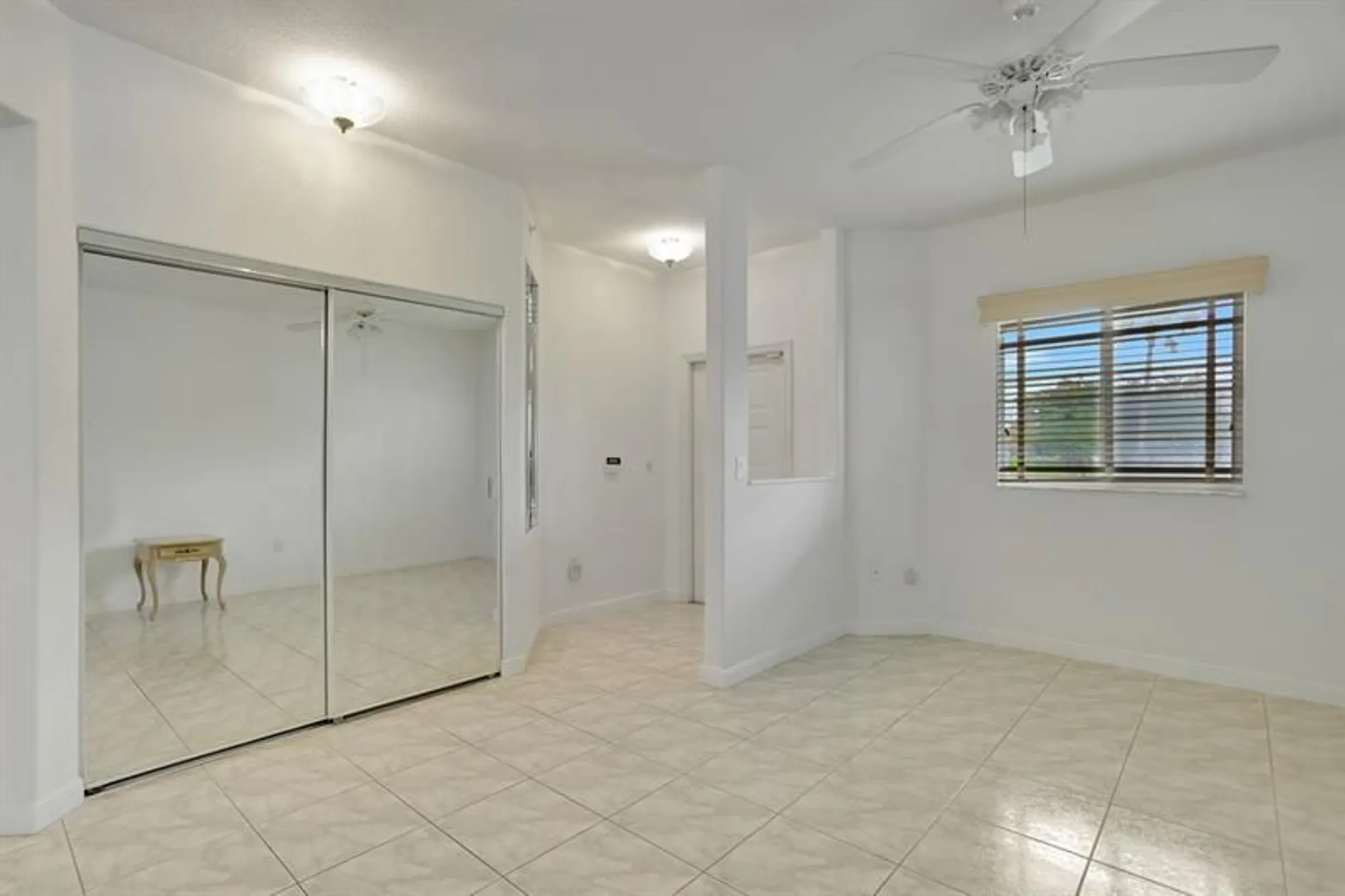 Property Slideshow image 15 of 36 | 7727 southampton ter 205, Tamarac, FL, 33321
