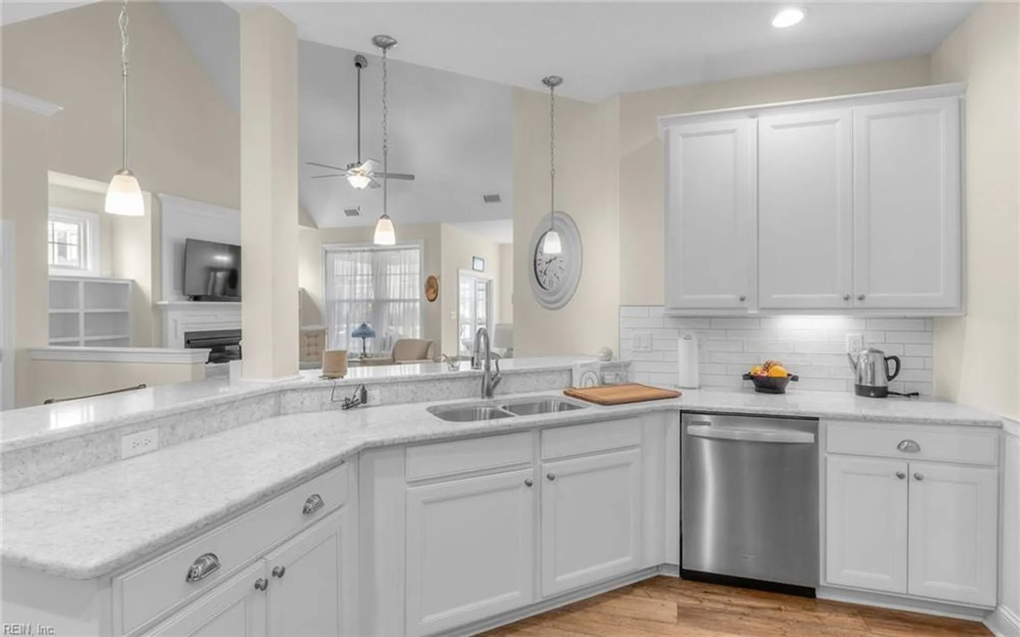 Property Slideshow image 15 of 50 | 4639 longleaf pl, Chesapeake, VA, 23321