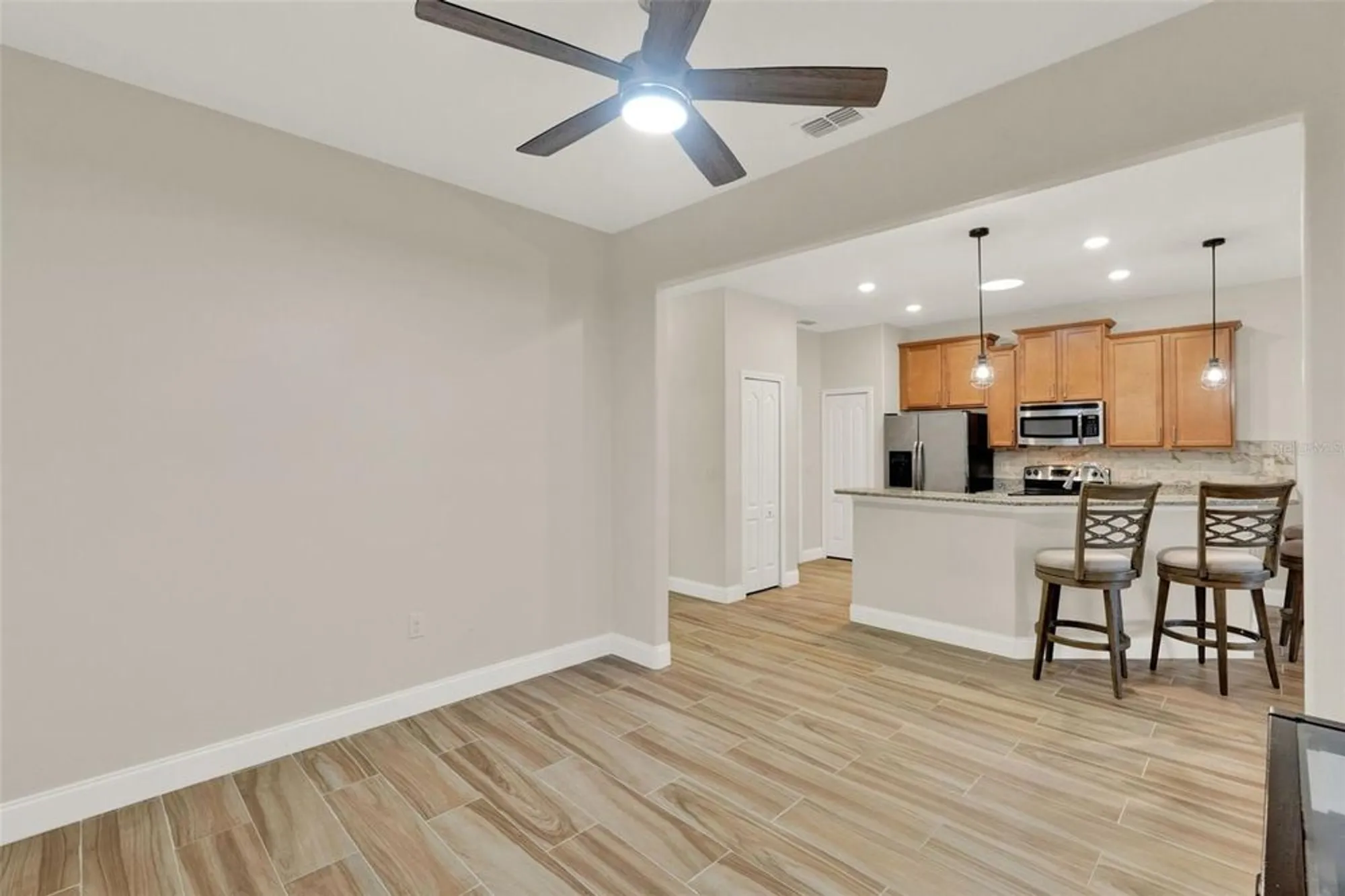 Property Slideshow image 11 of 42 | 3210 sonesta ct b, Clermont, FL, 34711