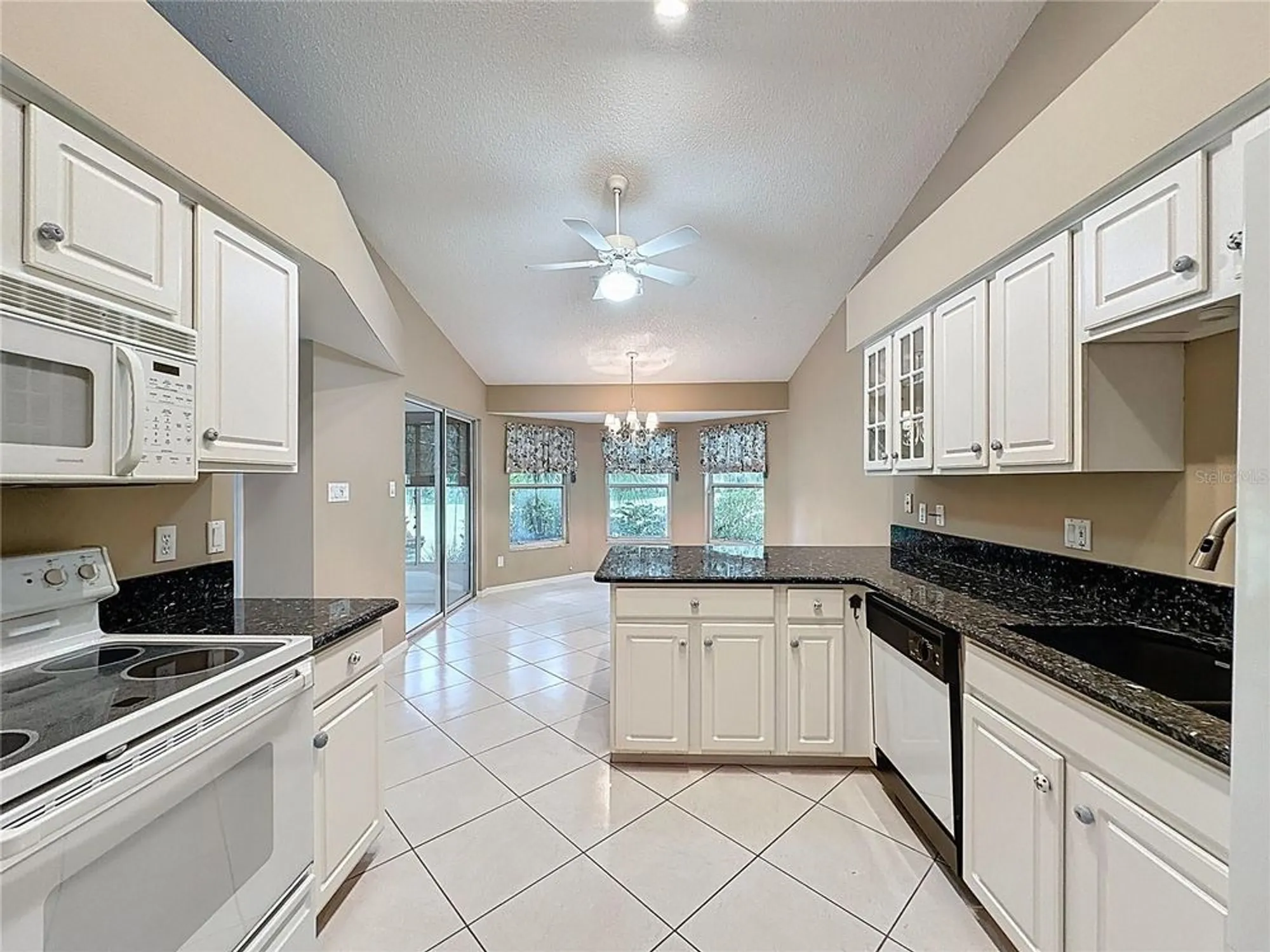 Property Slideshow image 14 of 43 | 4614 river ridge dr, Leesburg, FL, 34748