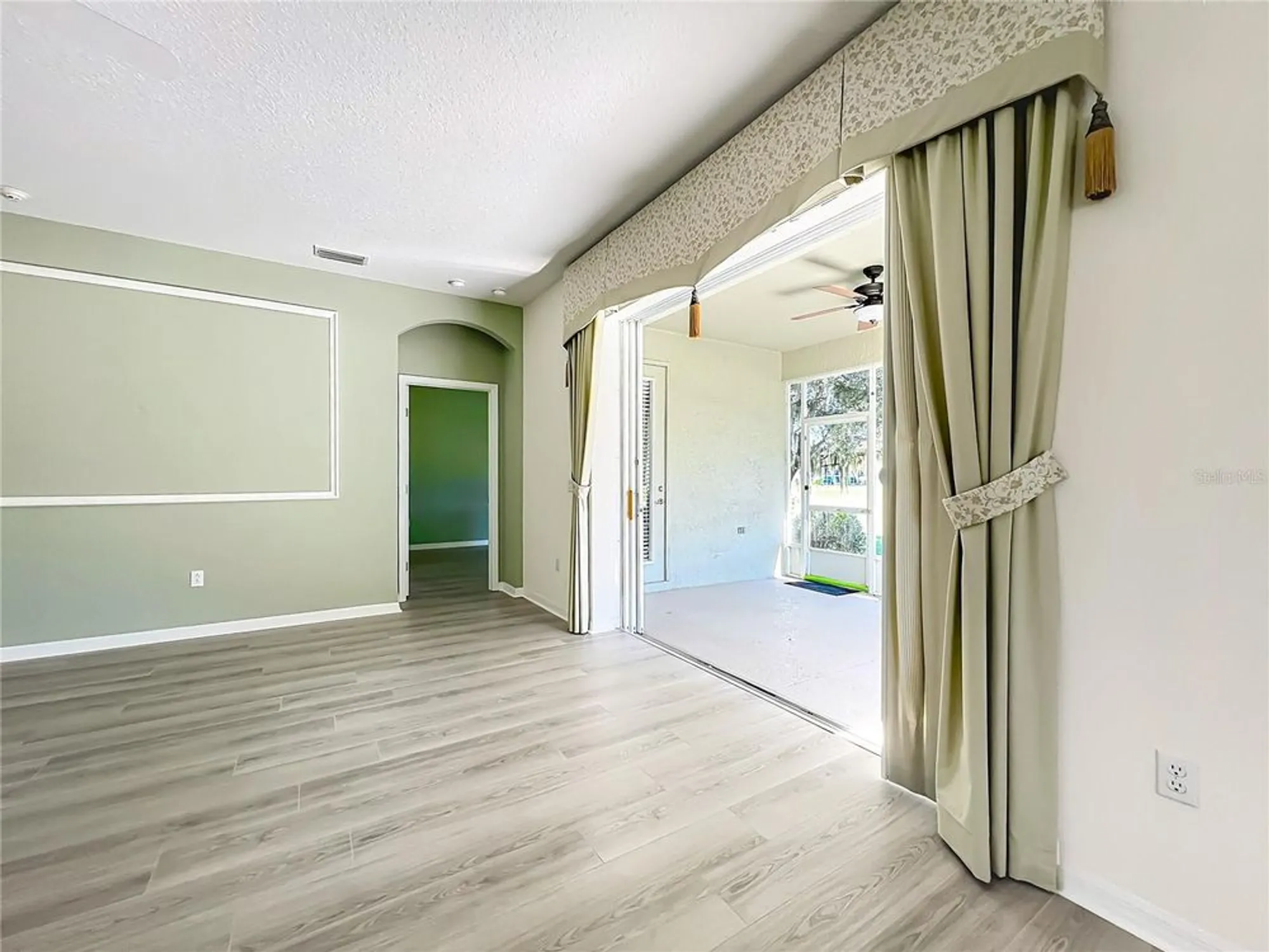 Property Slideshow image 16 of 53 | 3507 arlington ridge blvd, Leesburg, FL, 34748