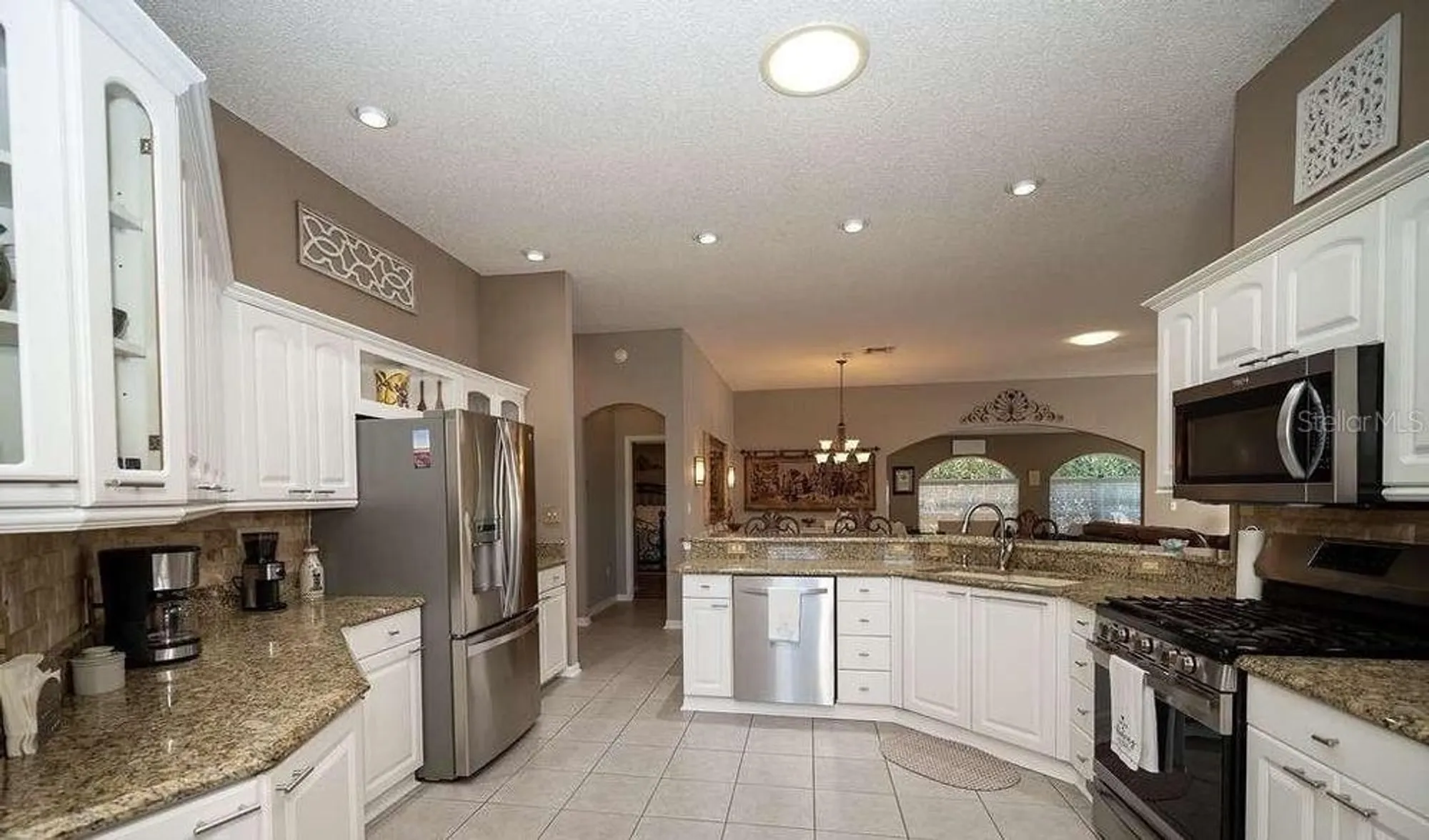 Property Slideshow image 6 of 24 | 3165 hudson ct, The Villages, FL, 32162