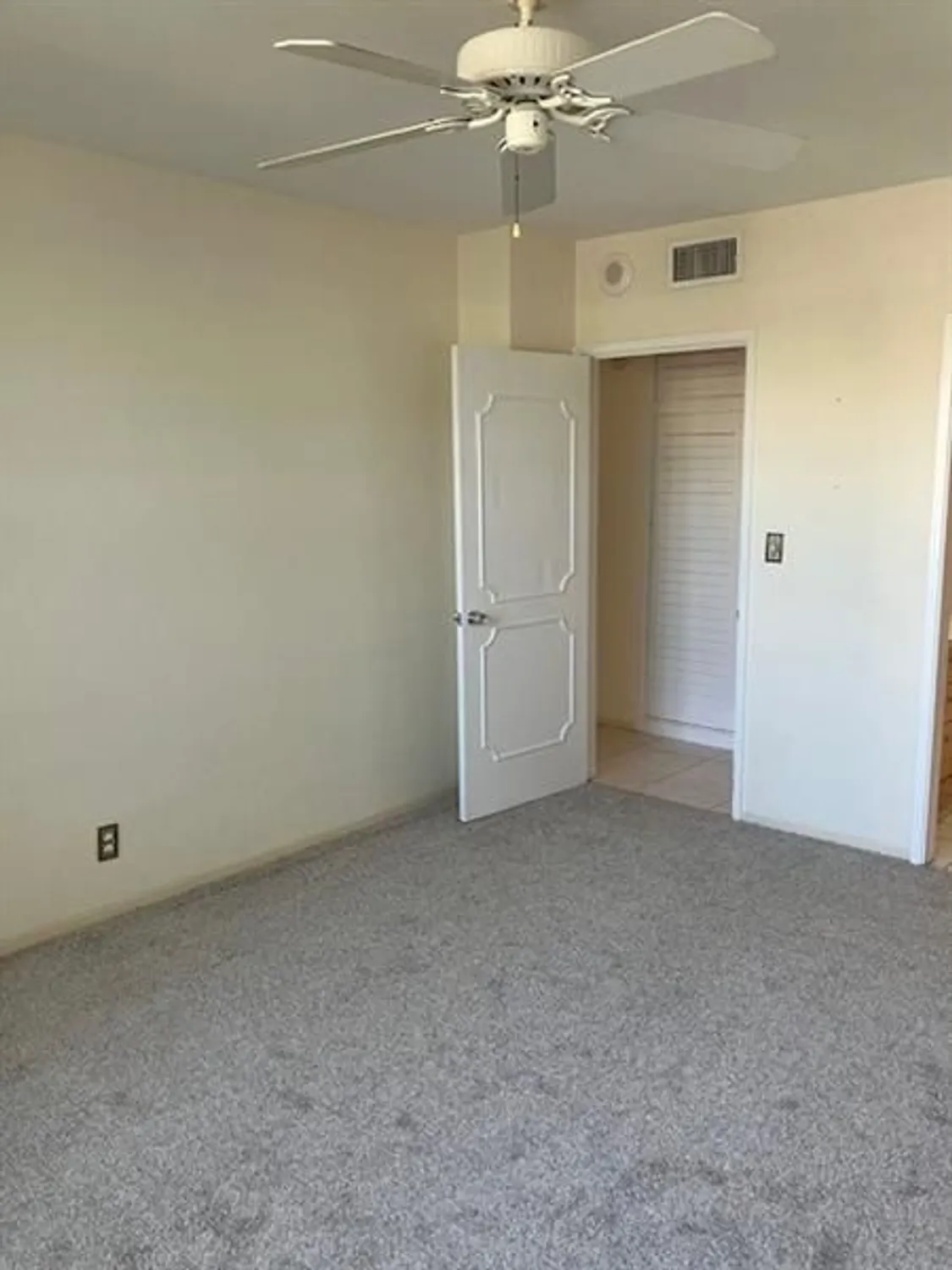 Property Slideshow image 23 of 56 | 3200 ne 36th st 321, Fort Lauderdale, FL, 33308