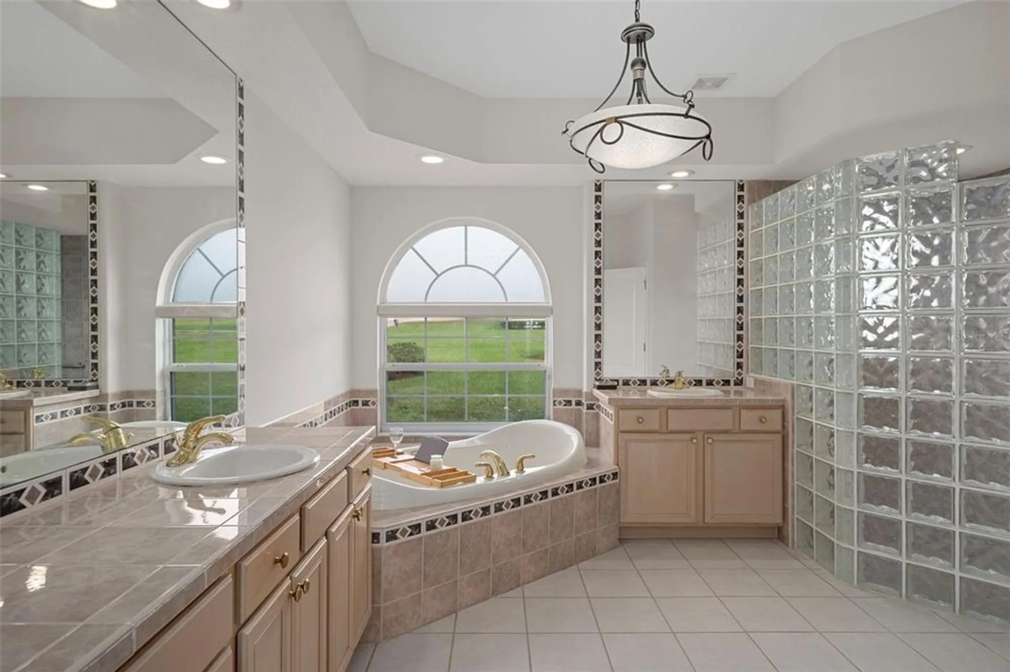 Property Slideshow image 29 of 93 | 576 w fenway dr, Hernando, FL, 34442