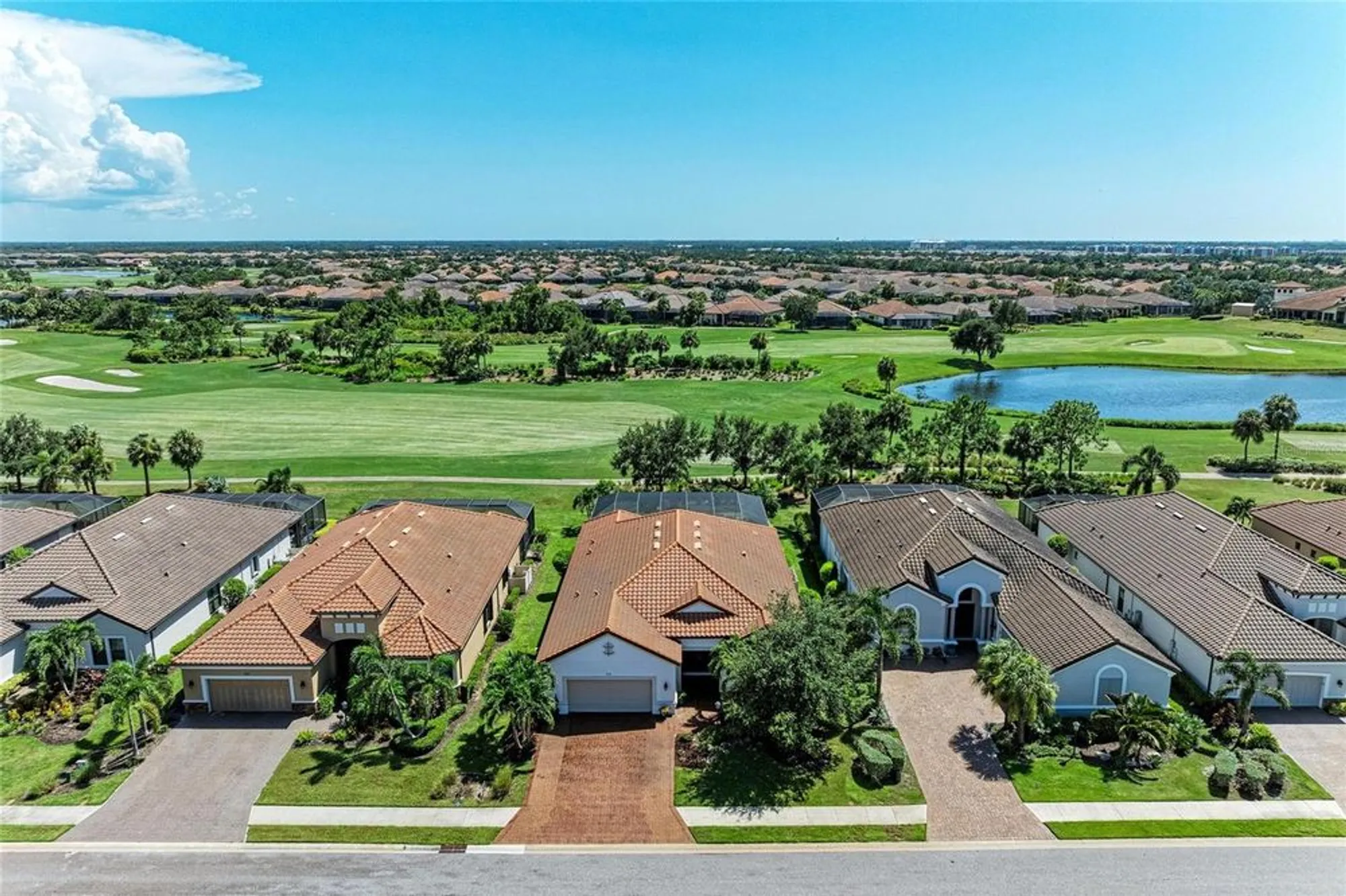 Property Slideshow image 51 of 94 | 4632 benito ct, Lakewood Ranch, FL, 34211