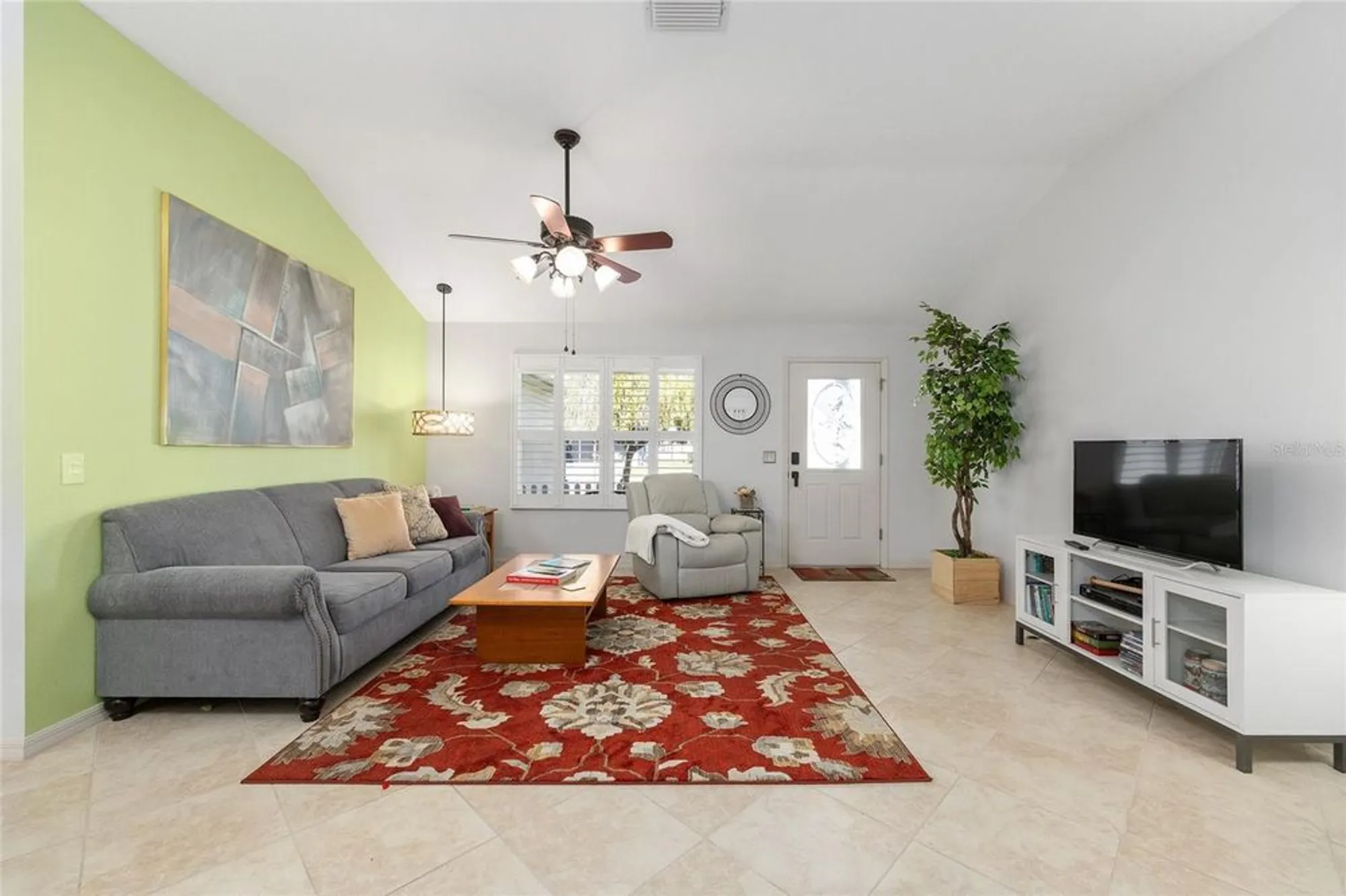 Property Slideshow image 9 of 37 | 3024 burbank ln, The Villages, FL, 32162